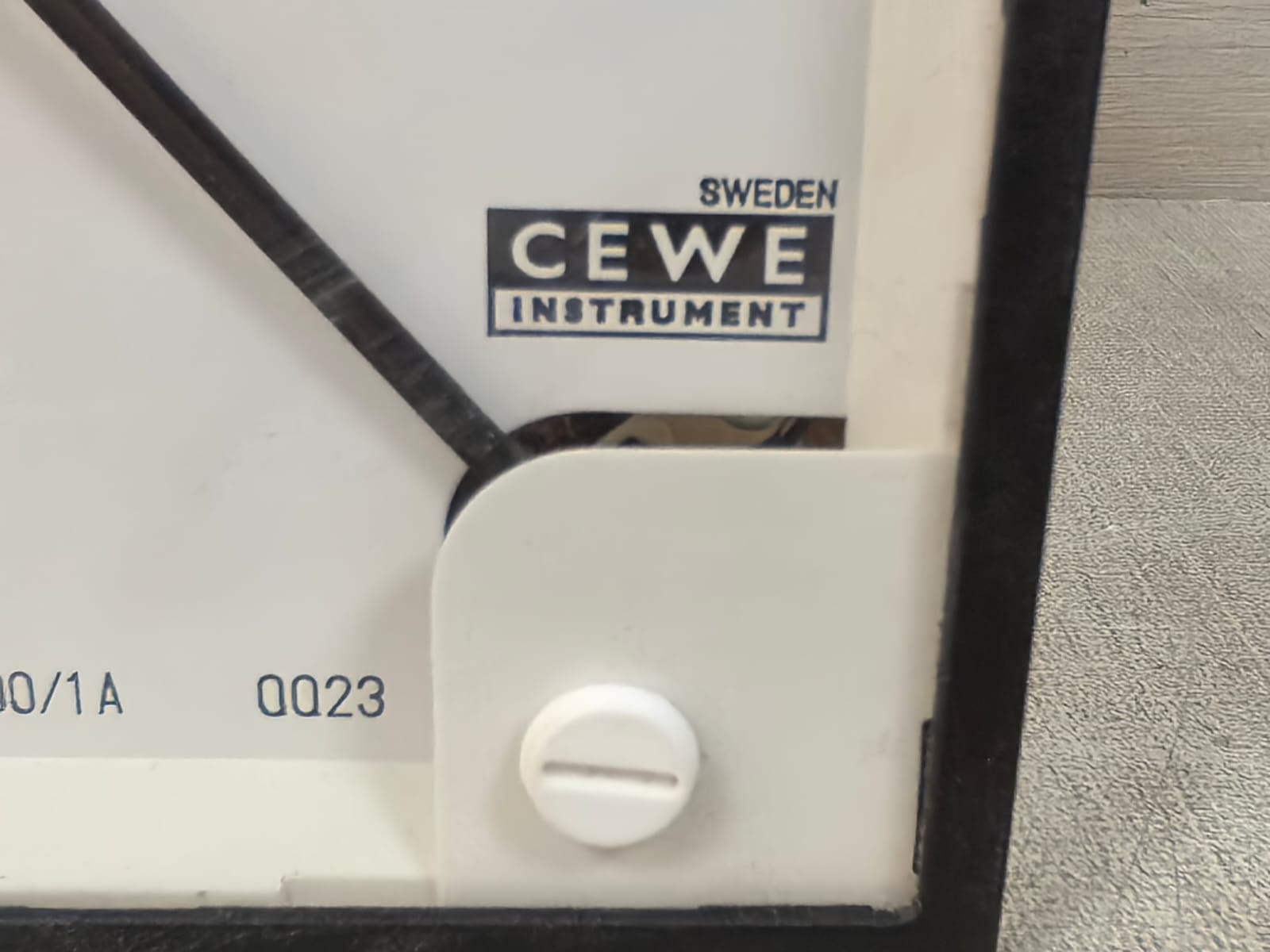 CEWE 0023 CEWE INSTRUMENTS 0023 ANALOG PANEL METER 110/0.1KV 2