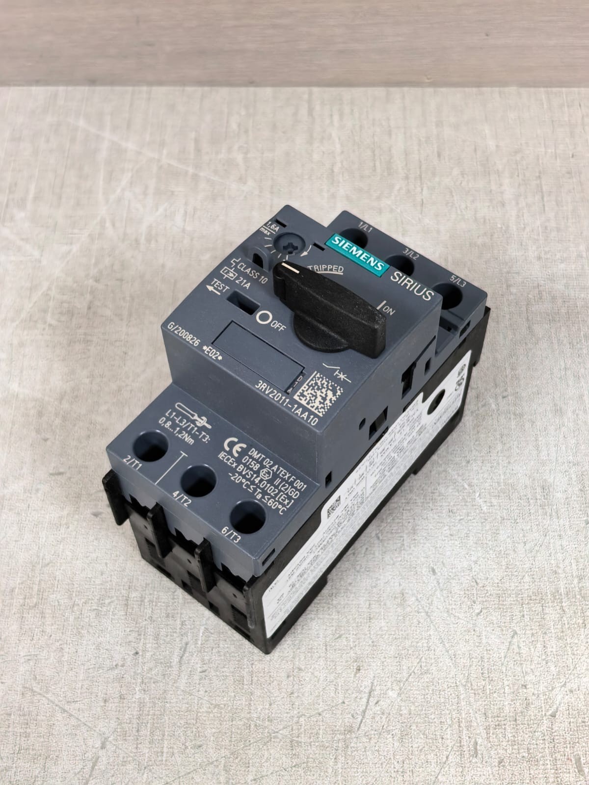 Siemens SIRIUS 3RV2011-1AA10 SIEMENS SIRIUS 3RV2011-1AA10 CIRCUIT BREAKER 5