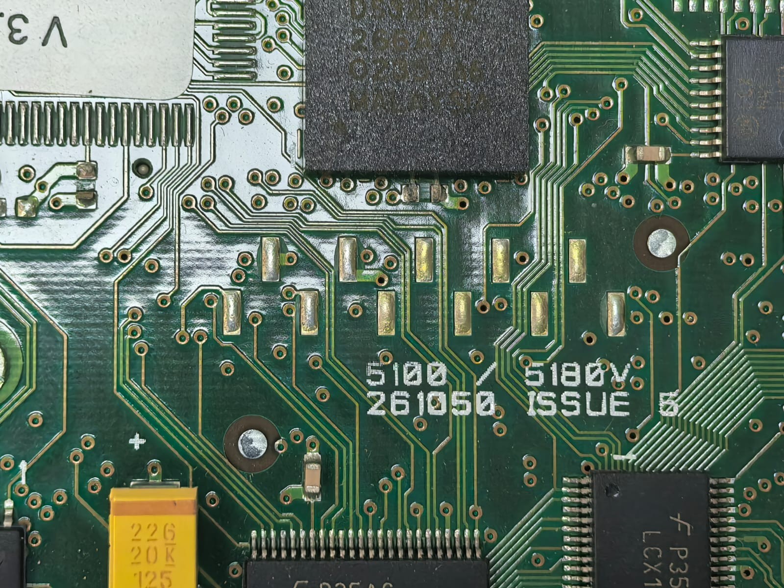 5100/5180V 5100/5180V PCB BOARD 261050 ISSUE 5 2