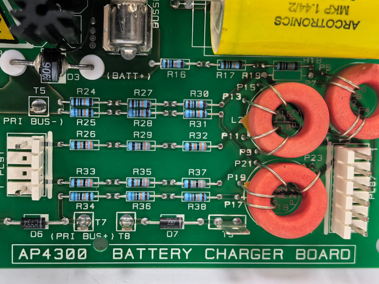 FISHER-ROSEMOUNT SYSTEM 75393202 FISHER-ROSEMOUNT SYSTEM 75393202 AP4300 BATTERY CHARGER BOARD 3