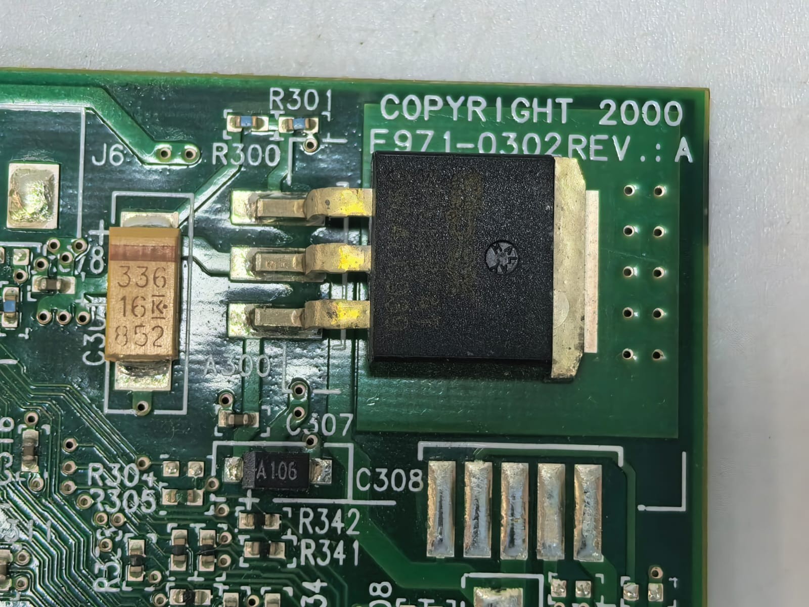 MATROX F971-0302 REV.A P40031D ETON ET866 MATROX F971-0302 REV.A P40031D ETON ET866 DUAL VIDEO GRAPHICS CARD 2