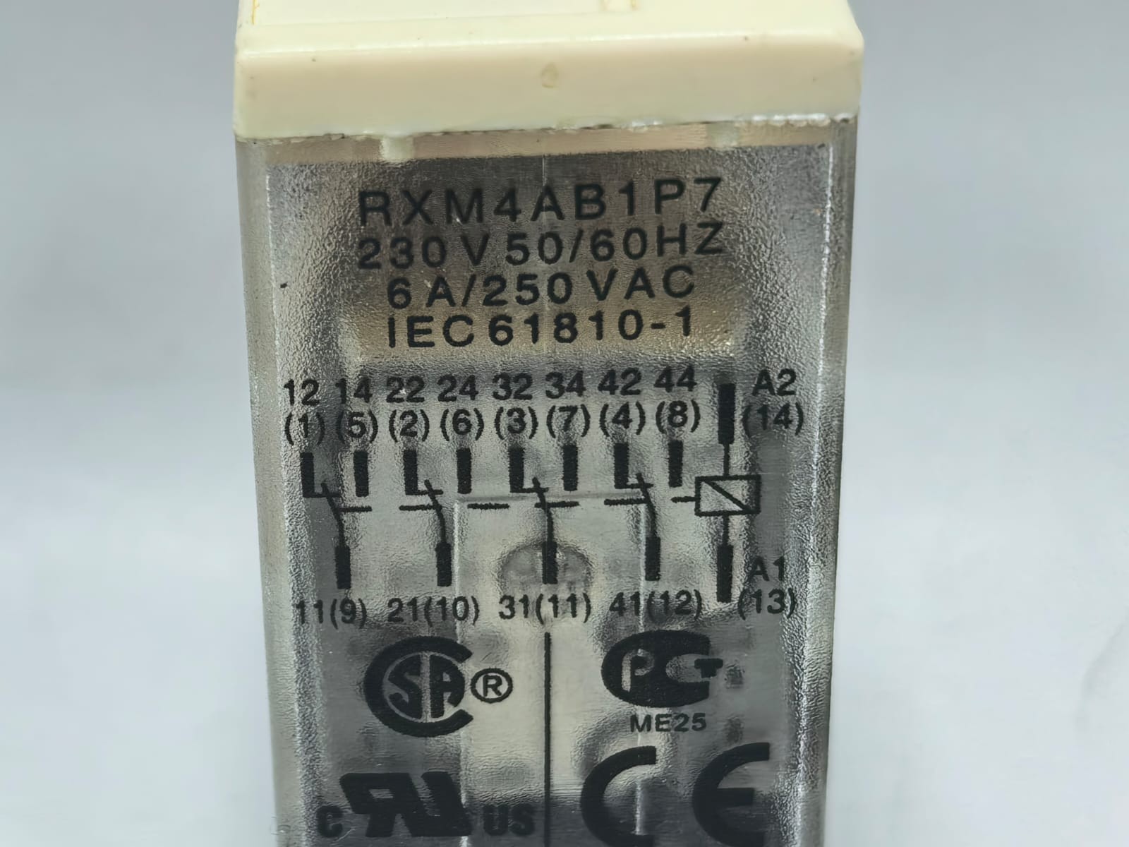 Schneider Electric RXM4AB1P7 SCHNEIDER ELECTRIC RXM4AB1P7 MINITAURE RELAY PCS 3