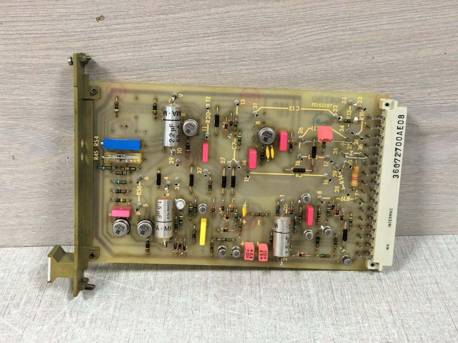 RN1 763-607-270.00 RN1 763-607-270.00 / FD52/87 CIRCUIT BOARD 6