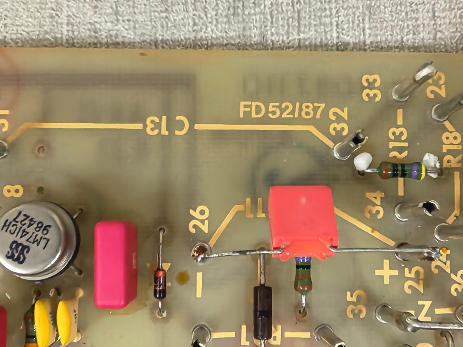 RN1 763-607-270.00 RN1 763-607-270.00 / FD52/87 CIRCUIT BOARD 9