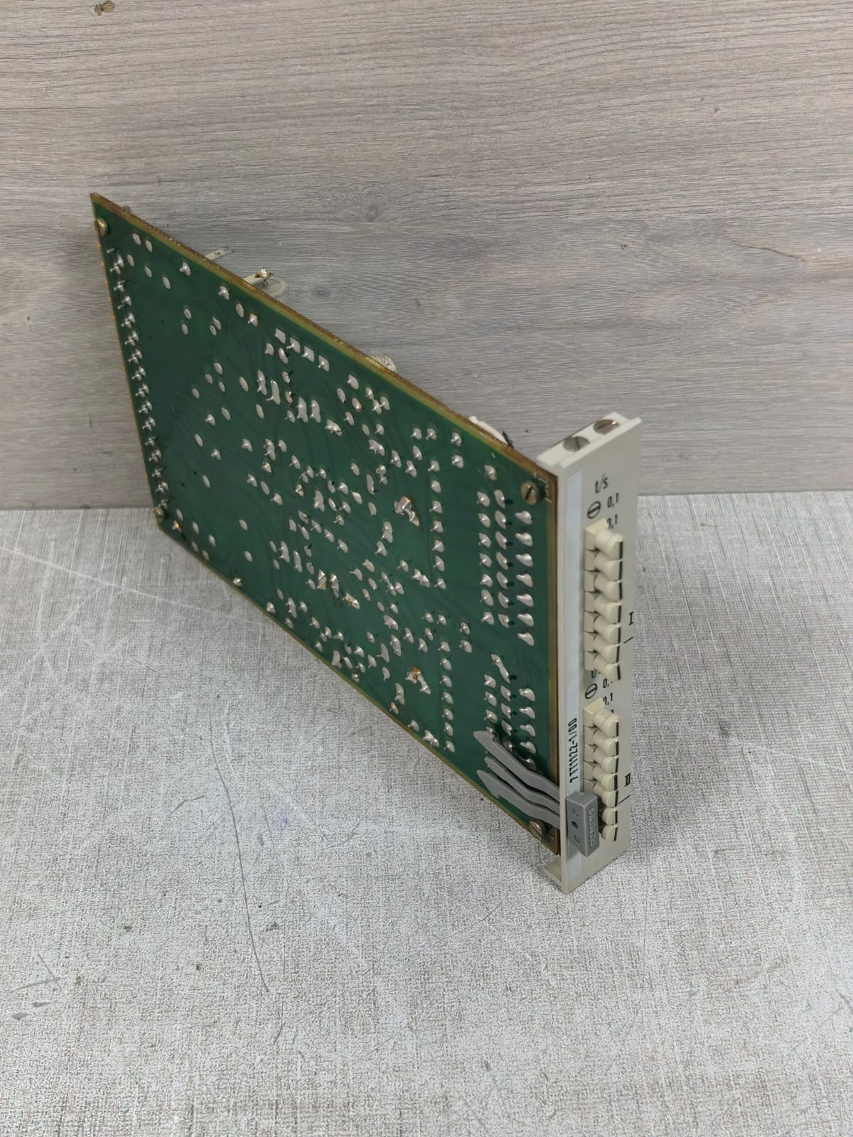 Siemens 7TT1122-1/DD M11140-B2210 SIEMENS 7TT1122-1/DD M11140-B2210 CIRCUIT BOARD 5