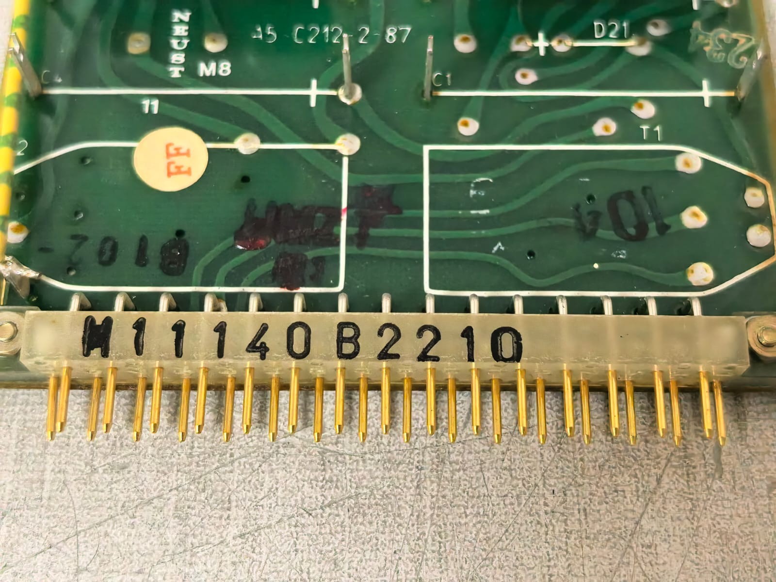 Siemens 7TT1122-1/DD M11140-B2210 SIEMENS 7TT1122-1/DD M11140-B2210 CIRCUIT BOARD 8