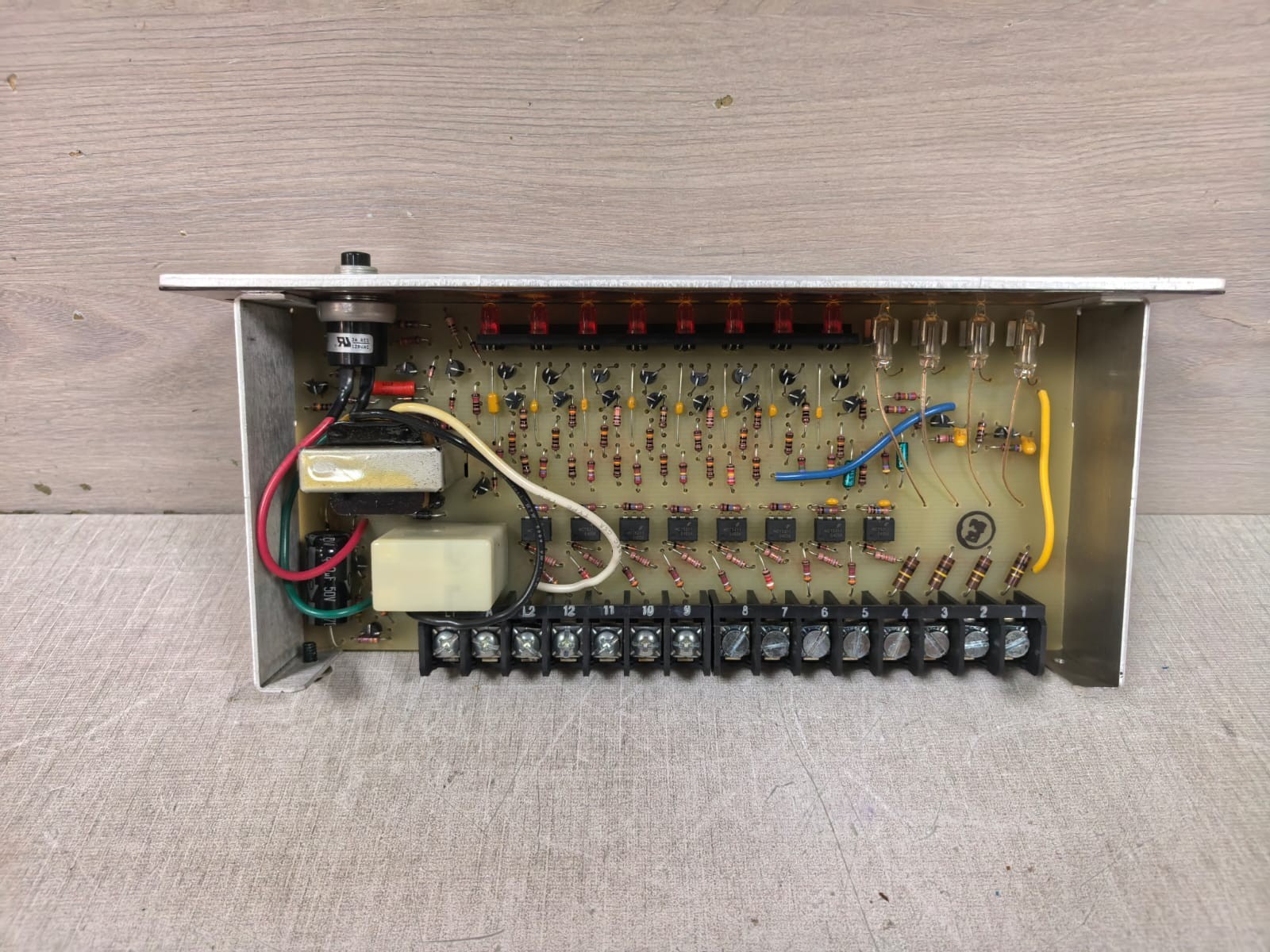FIREYE SENTRYP 53SE2 1000 FIREYE SENTRYP 53SE2 1000 SYSTEM INDICATOR 8