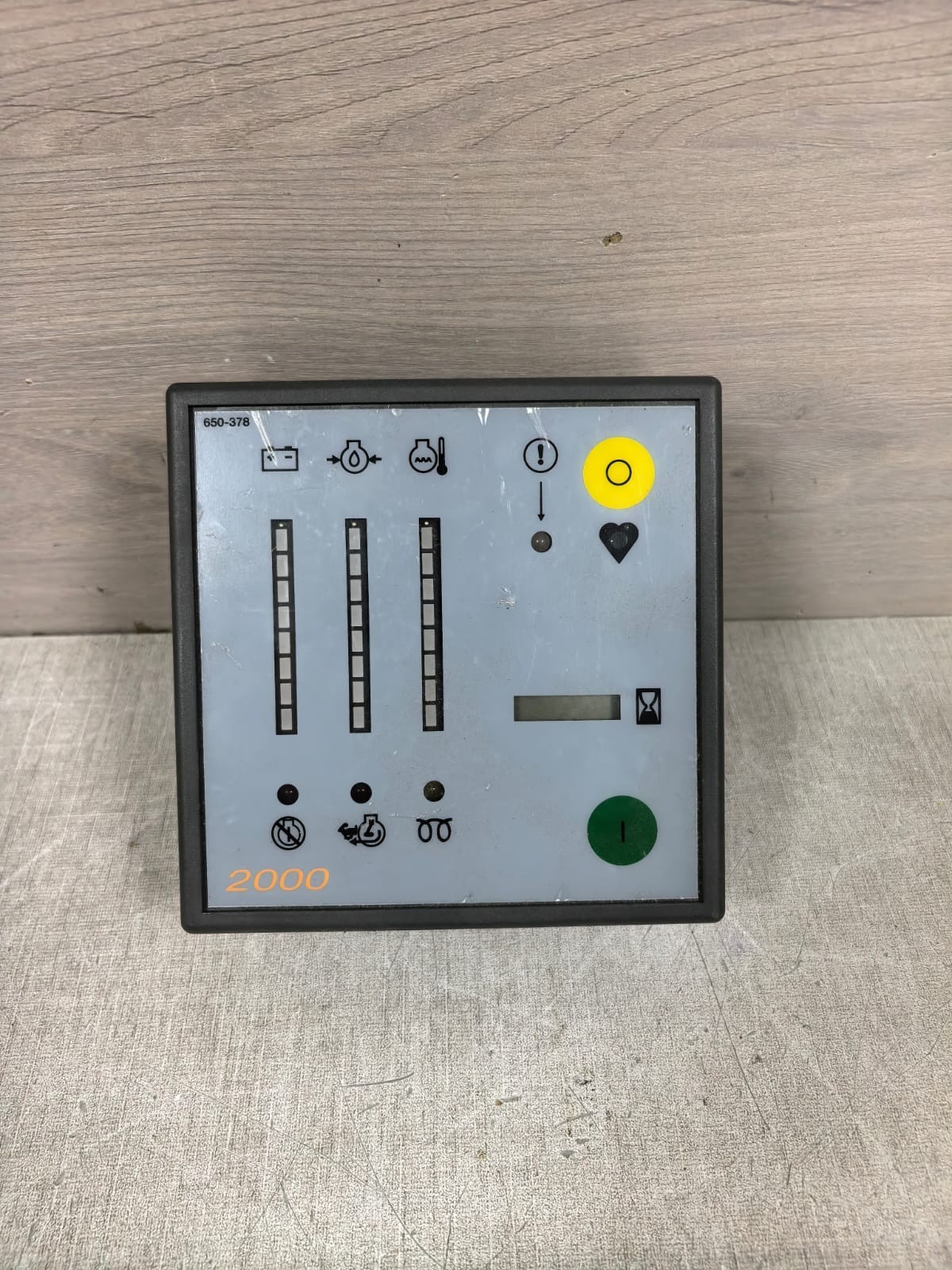 FG WILSON/ OLYMPIAN 650-378 /2000 GENERATOR CONTROL PANEL