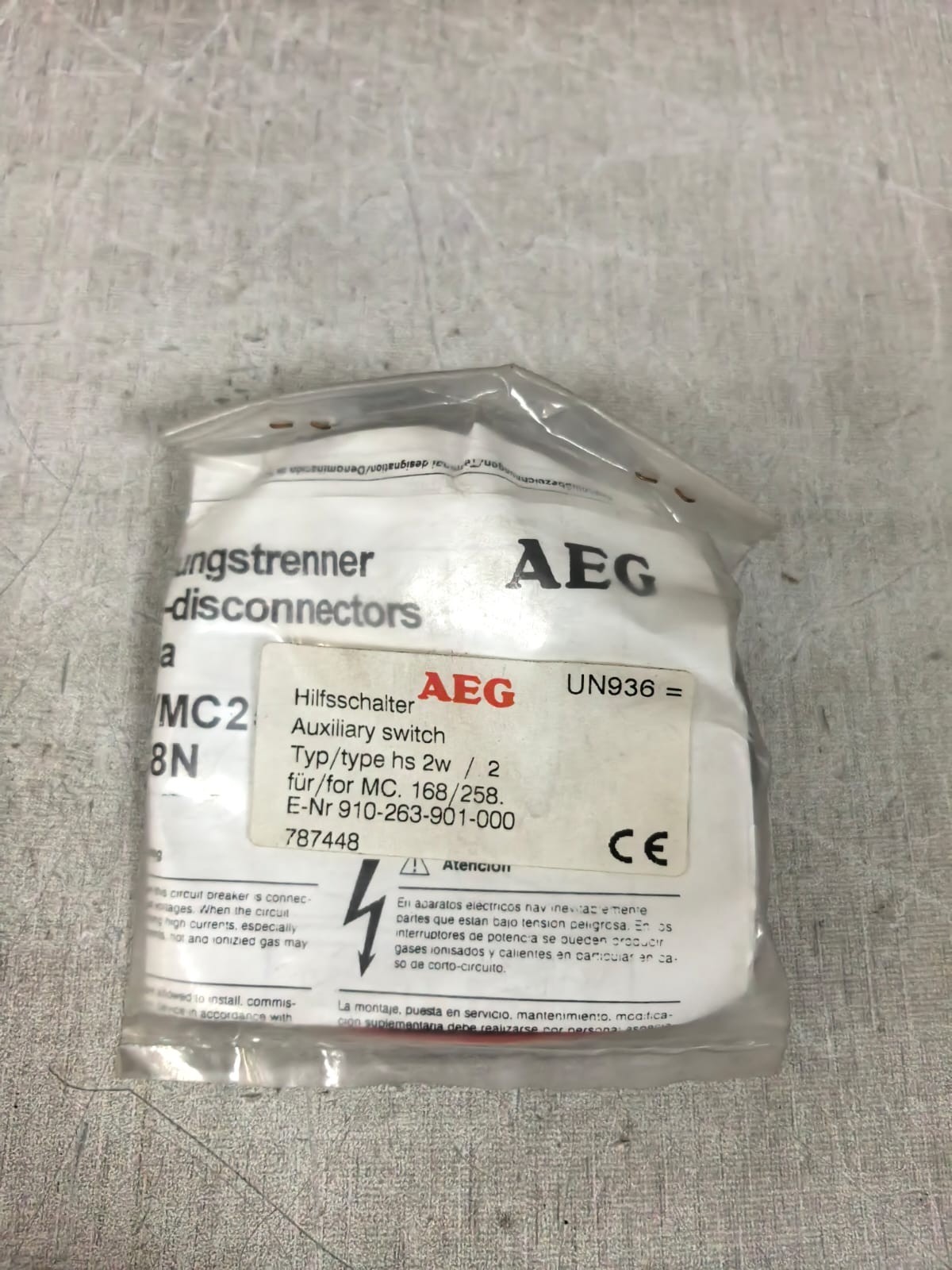 AEG 910-263-901-000 AEG UN936 HS2W/2 910-263-901-000 CONNECTORS 2