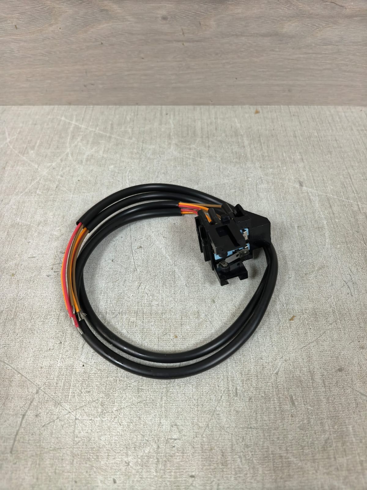 AEG 910-263-901-000 AEG UN06& HS2W/2 910-263-901-000 CONNECTORS 1