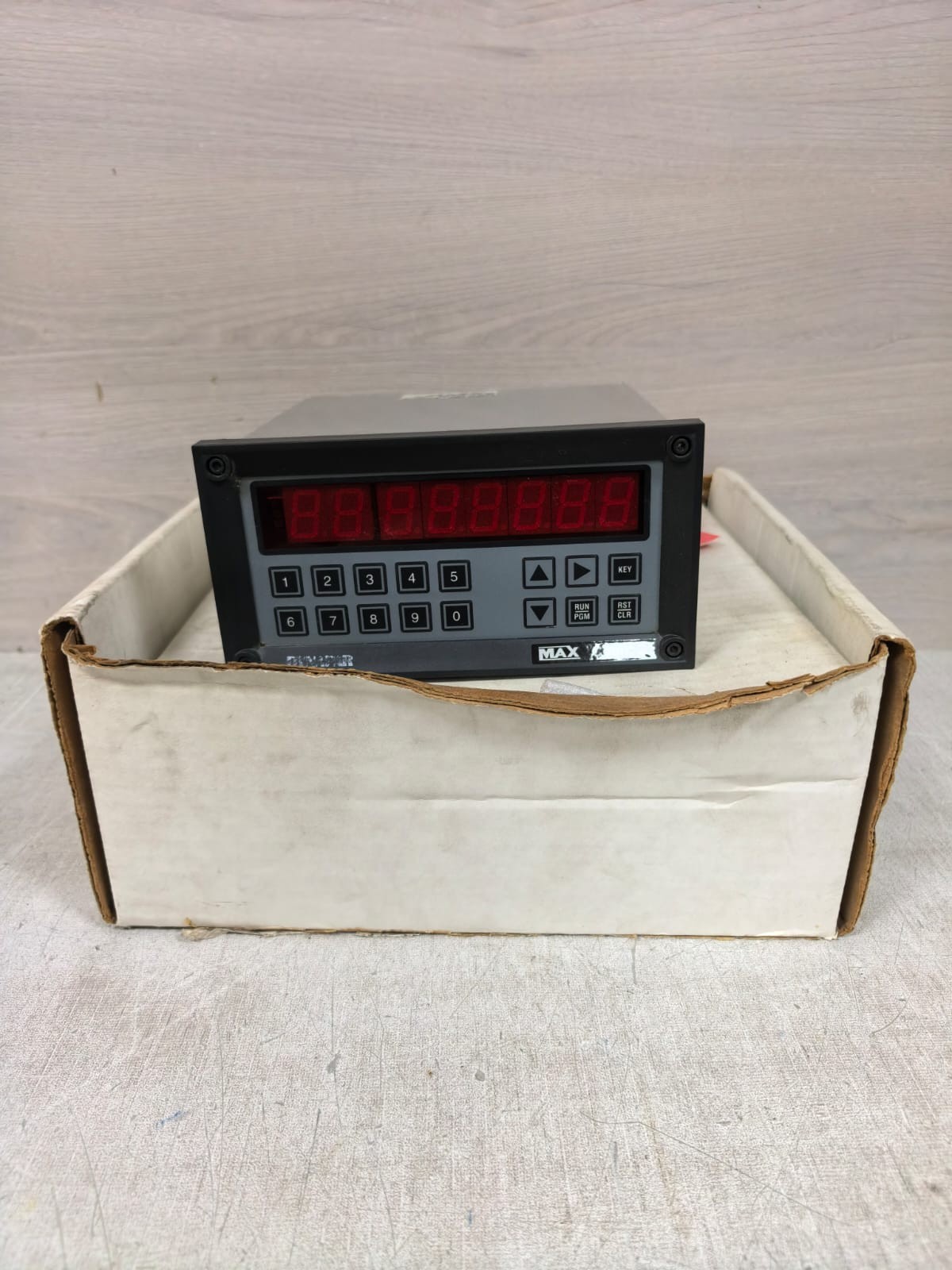 Dynapar MC211S00 DYNAPAR MC211S00 TIMER /COUNTER DEVICE 2