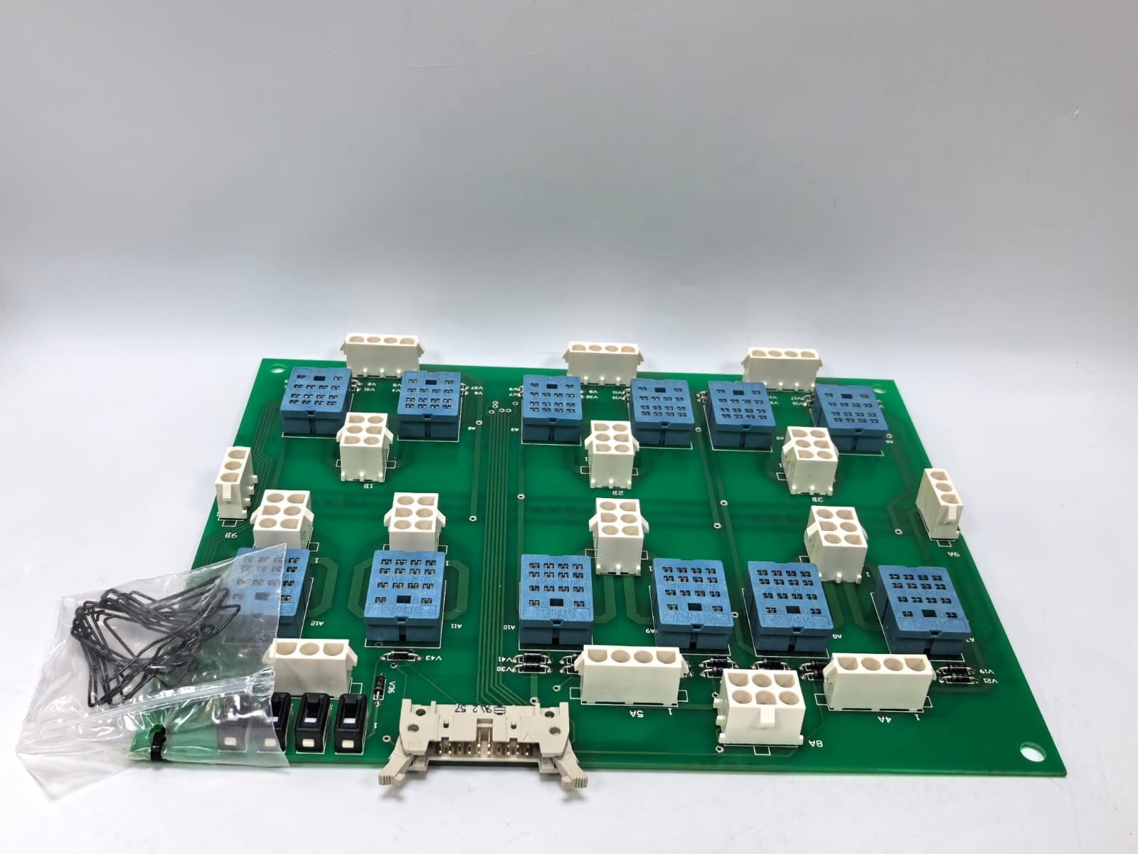 0907 PB 0907 PB 12-RELAY INDUSTRIAL PCB BOARD 2