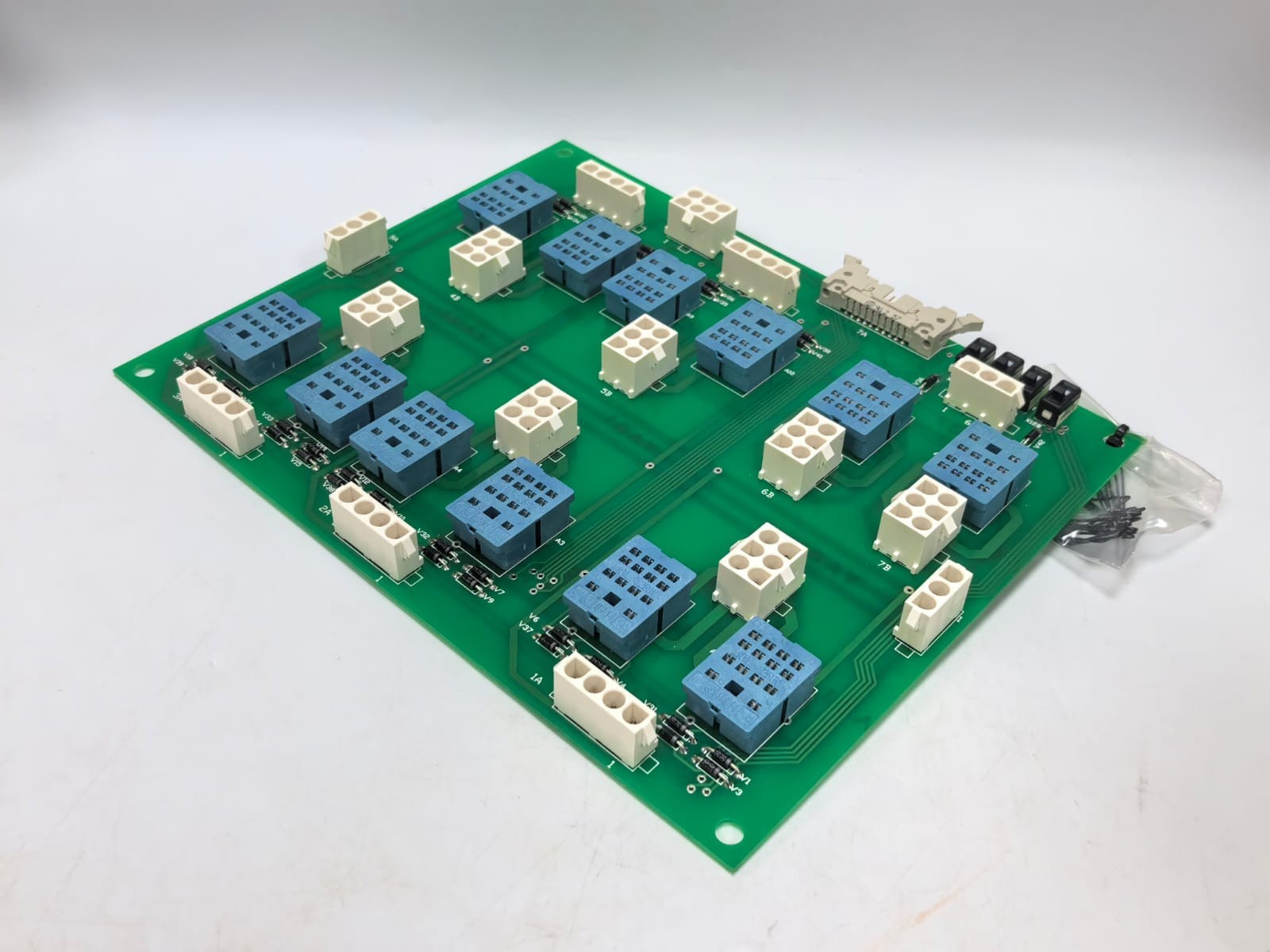 0907 PB 0907 PB 12-RELAY INDUSTRIAL PCB BOARD 8