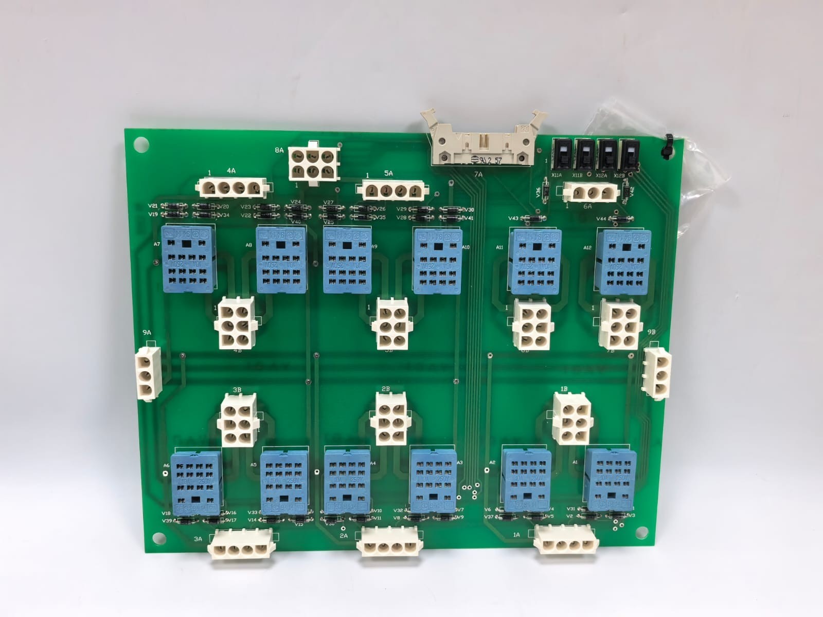 0907 PB 0907 PB 12-RELAY INDUSTRIAL PCB BOARD 1