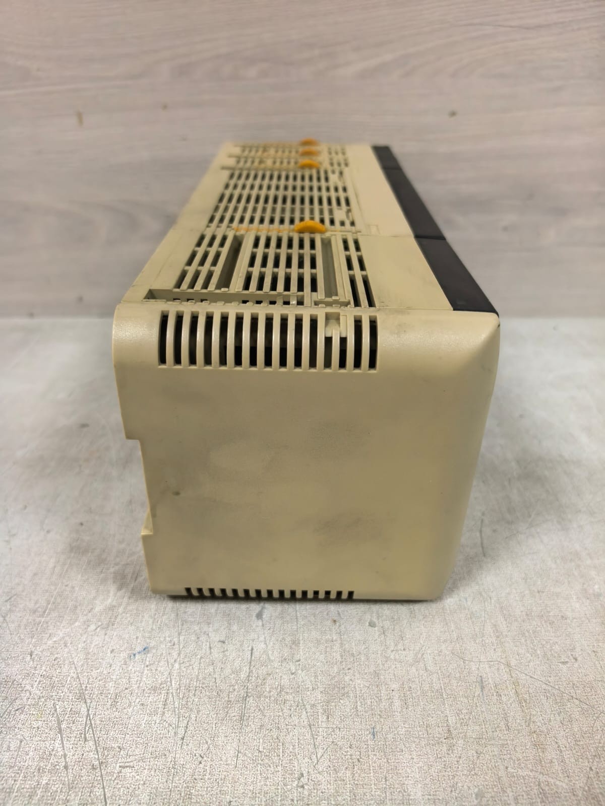 Omron CQM1 PD026/ CPU141-V1 /OCH/OC222 OMRON SYSMAC CQM1 PD026/ CPU141-V1 /OCH/OC222 PROGRAMMABLE LOGIC CONTROLLER 9