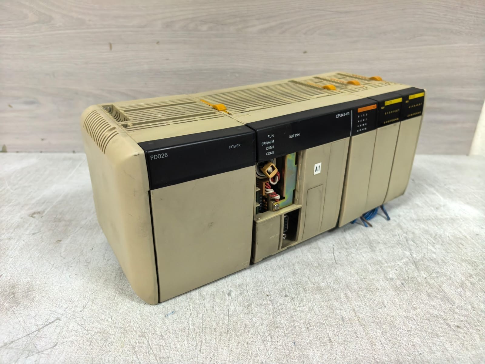 Omron CQM1 PD026/ CPU141-V1 /OCH/OC222 OMRON SYSMAC CQM1 PD026/ CPU141-V1 /OCH/OC222 PROGRAMMABLE LOGIC CONTROLLER 10