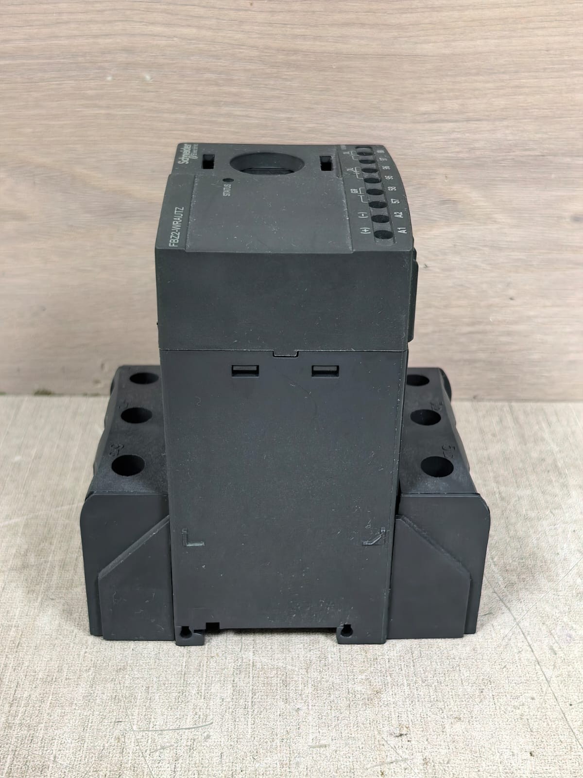 Schneider Electric FBZ2-WRAUTZ SCHNEIDER ELECTRIC FBZ2-WRAUTZ ELECTRONIC OVERCURRENT RELAY 100-240VAC/DC 6