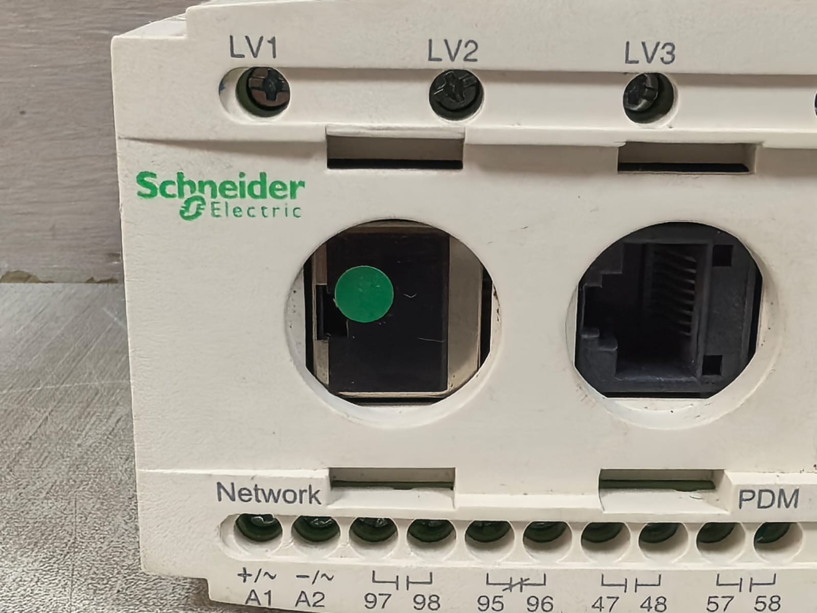 Schneider Electric ISEM Z/ ISEMZ-WRUH SCHNEIDER ELECTRIC ISEM Z/ ISEMZ-WRUH DIGITAL MOTOR PROTECTION RELAY 6