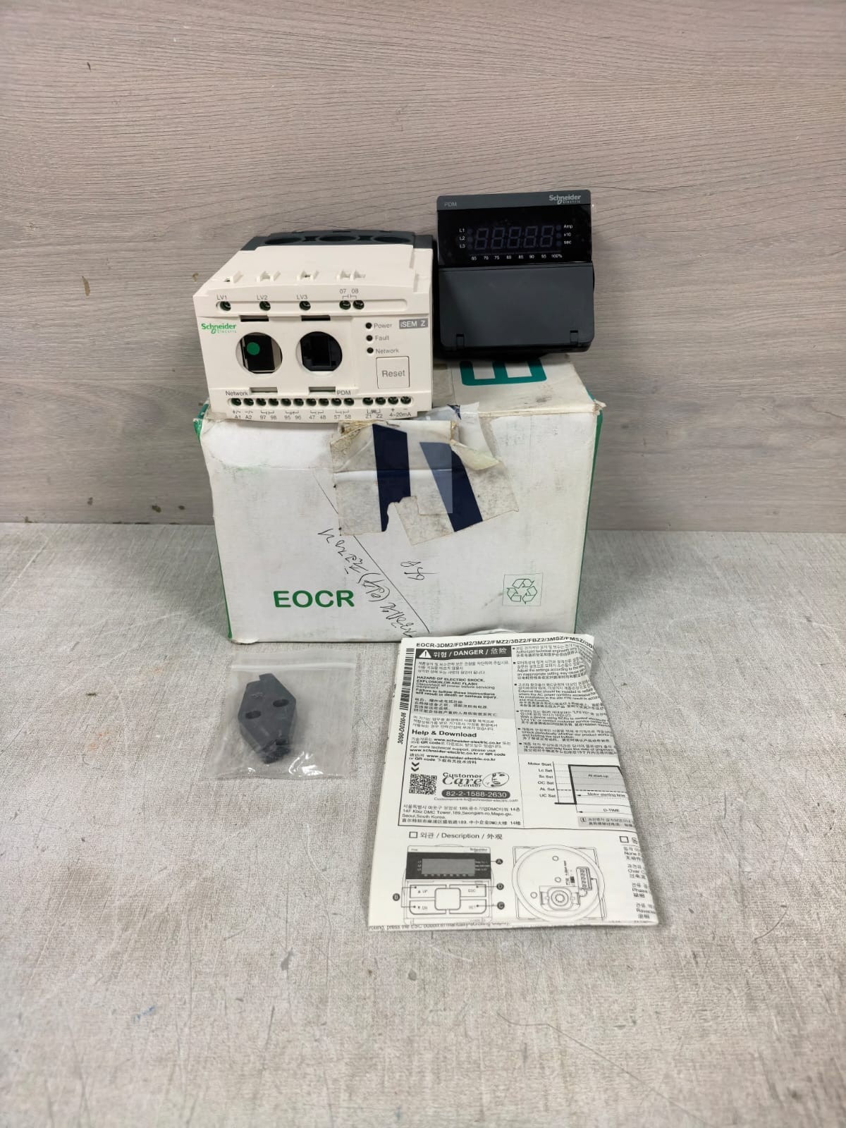 Schneider Electric ISEM Z/ ISEMZ-WRUH SCHNEIDER ELECTRIC ISEM Z/ ISEMZ-WRUH DIGITAL MOTOR PROTECTION RELAY 1
