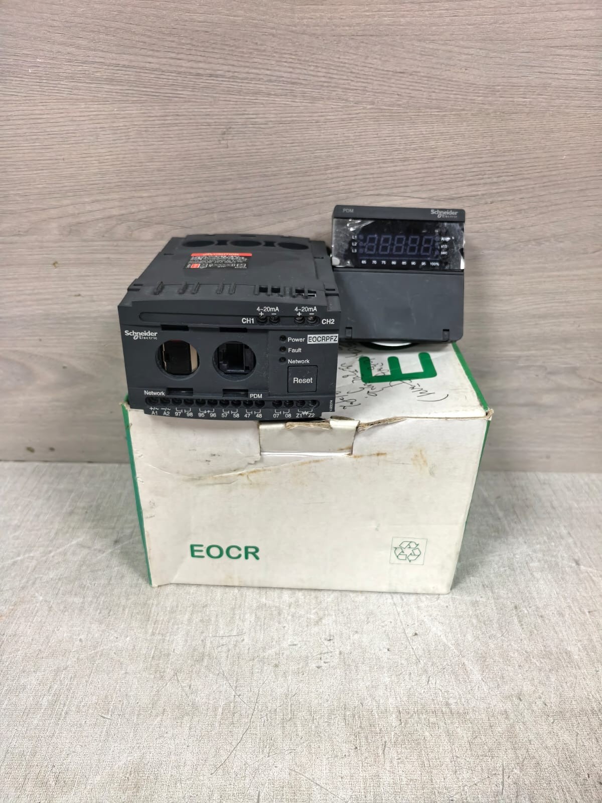 Schneider Electric EOCRPFZ/ EOCRPFZ-WRDUH SCHNEIDER ELECTRIC EOCRPFZ/ EOCRPFZ-WRDUH MOTOR PROTECTION RELAY 100-240VAC 1