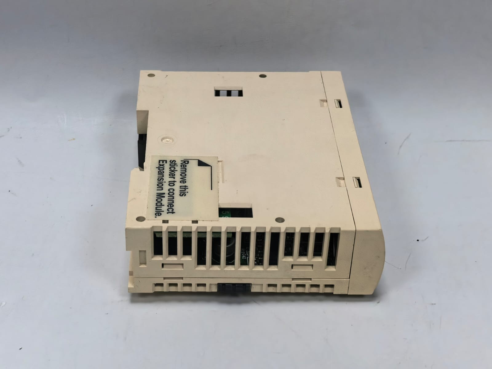PRO-FACE EXM-DDI16DT PRO-FACE EXM-DDI16DT 16-POINT DIGITAL INPUT EXPANSION MODULE 6