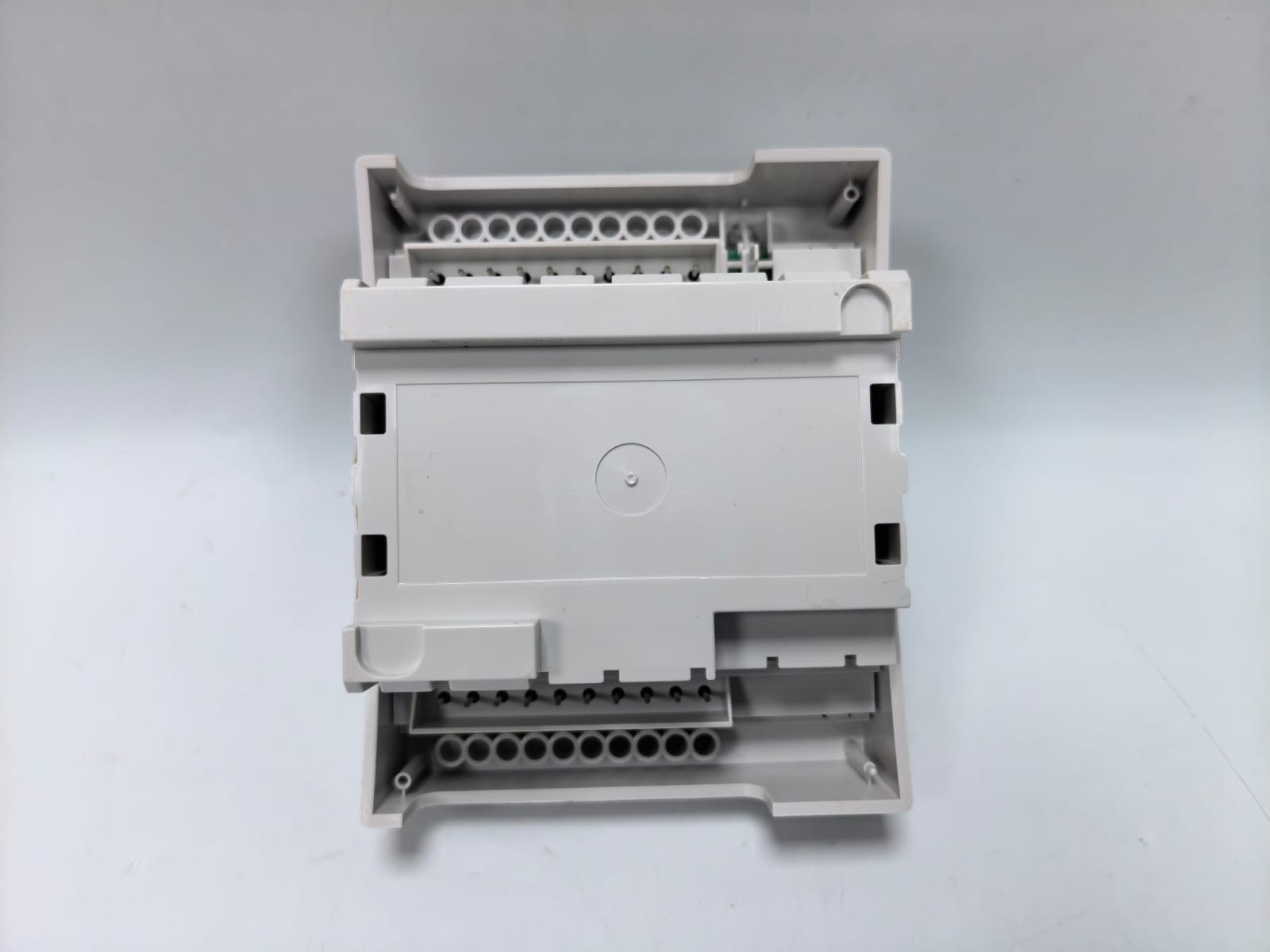Schneider Electric TAC XENTA 400 SCHNEIDER ELECTRIC TAC XENTA 451A INPUT/OUTPUT MODULE W/ TAC XENTA 400 BASE 10