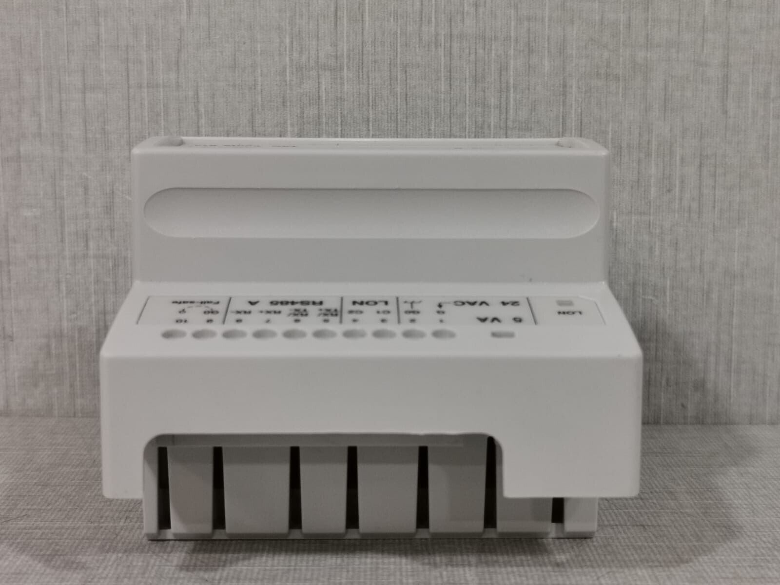Schneider Electric TAC XENTA 913 SCHNEIDER ELECTRIC TAC XENTA 913 V.5.1.9 WITHOUT BASE 7