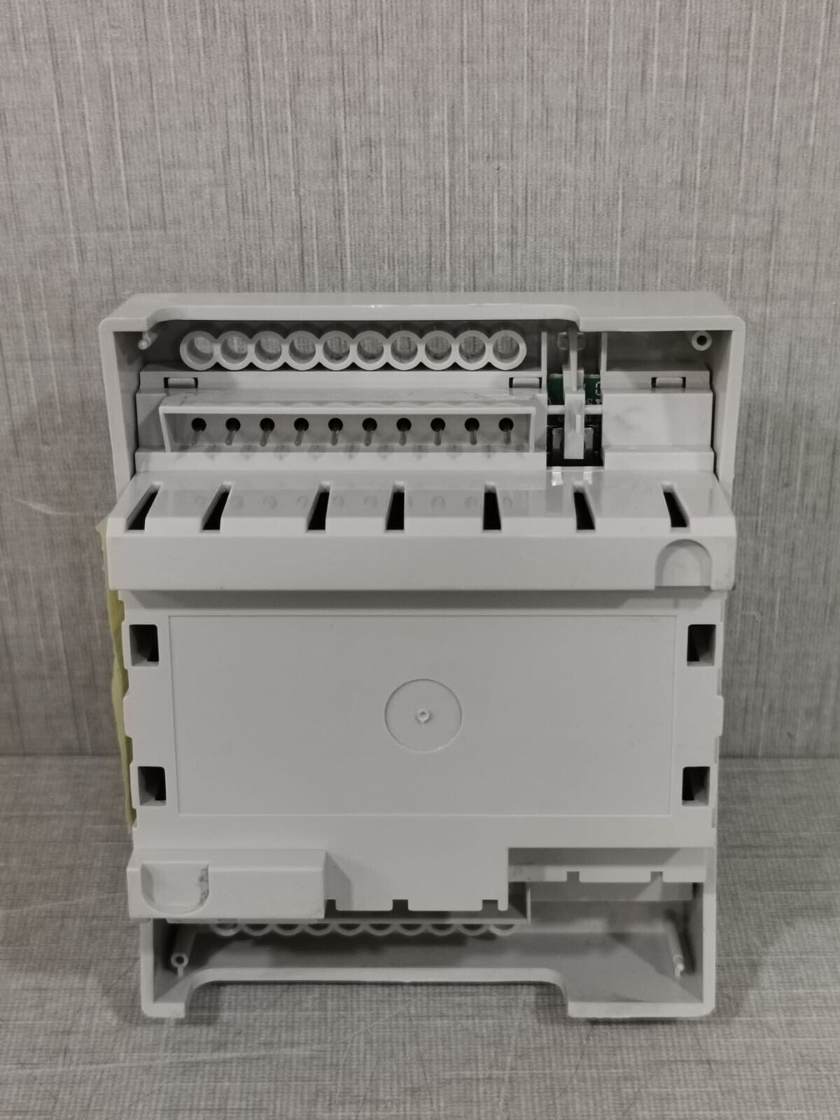 Schneider Electric TAC XENTA 913 SCHNEIDER ELECTRIC TAC XENTA 913 V.5.1.9 WITHOUT BASE 8