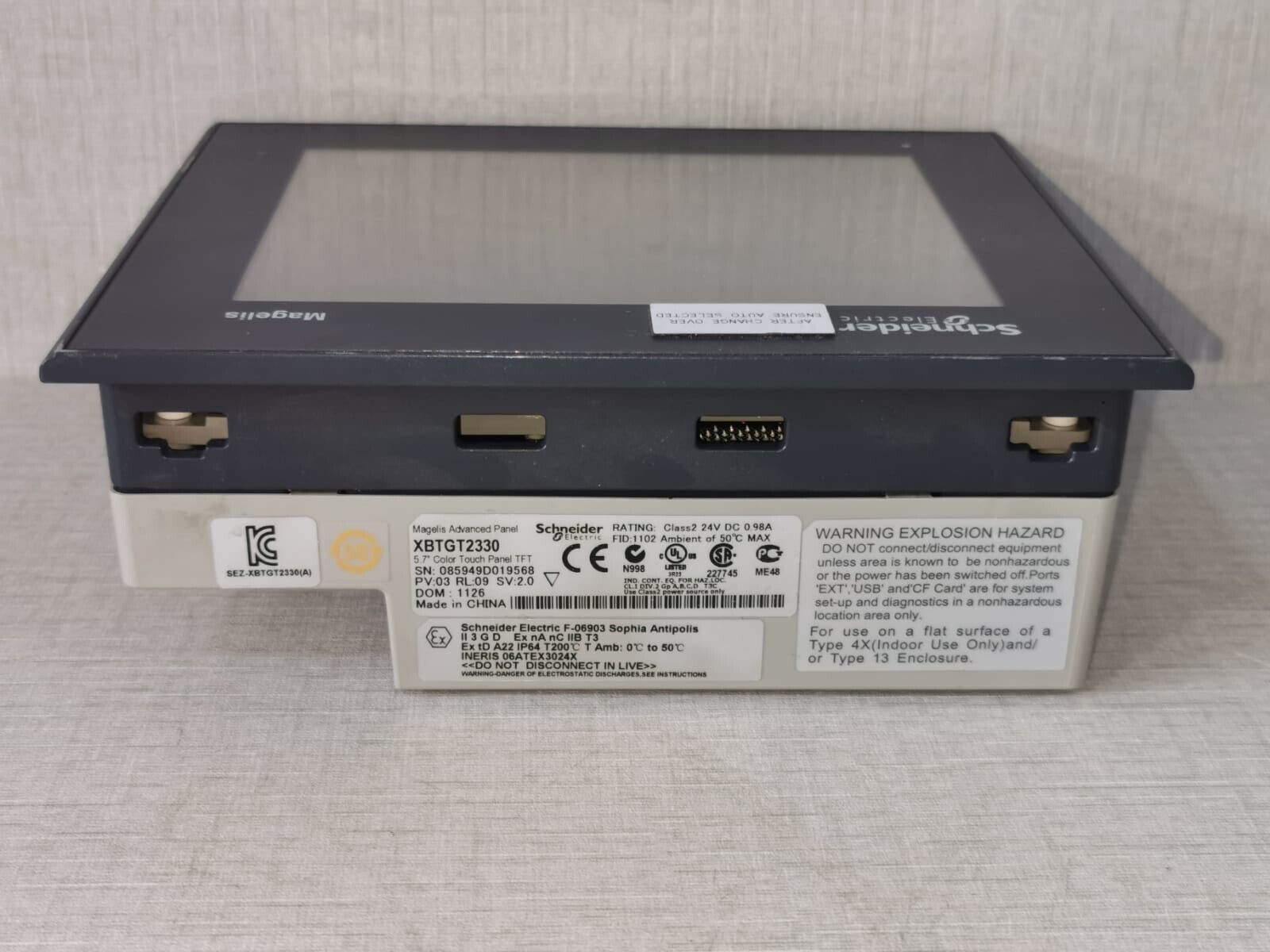 Schneider Electric XBTGT2330 Schneider Electric XBTGT2330 Magelis Advanced Panel, 5.7" Color Touch Panel 7