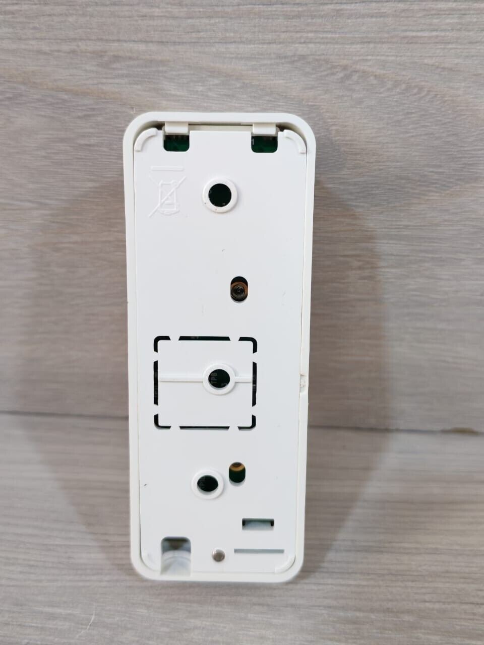 DSC PG4945CCC PCS DSC PG4945CCC POWERG WIRELESS DOOR/WINDOW MAGNET W/ MC-320EL DSC 8