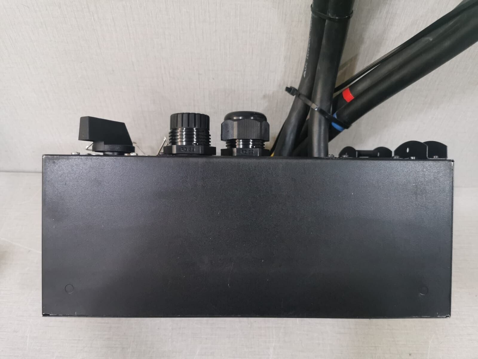 Eaton MBP 11000I EATON MBP 11000i /MBP11Ki REV 02 HOTSWAP MAINTENANCE BYPASS 7