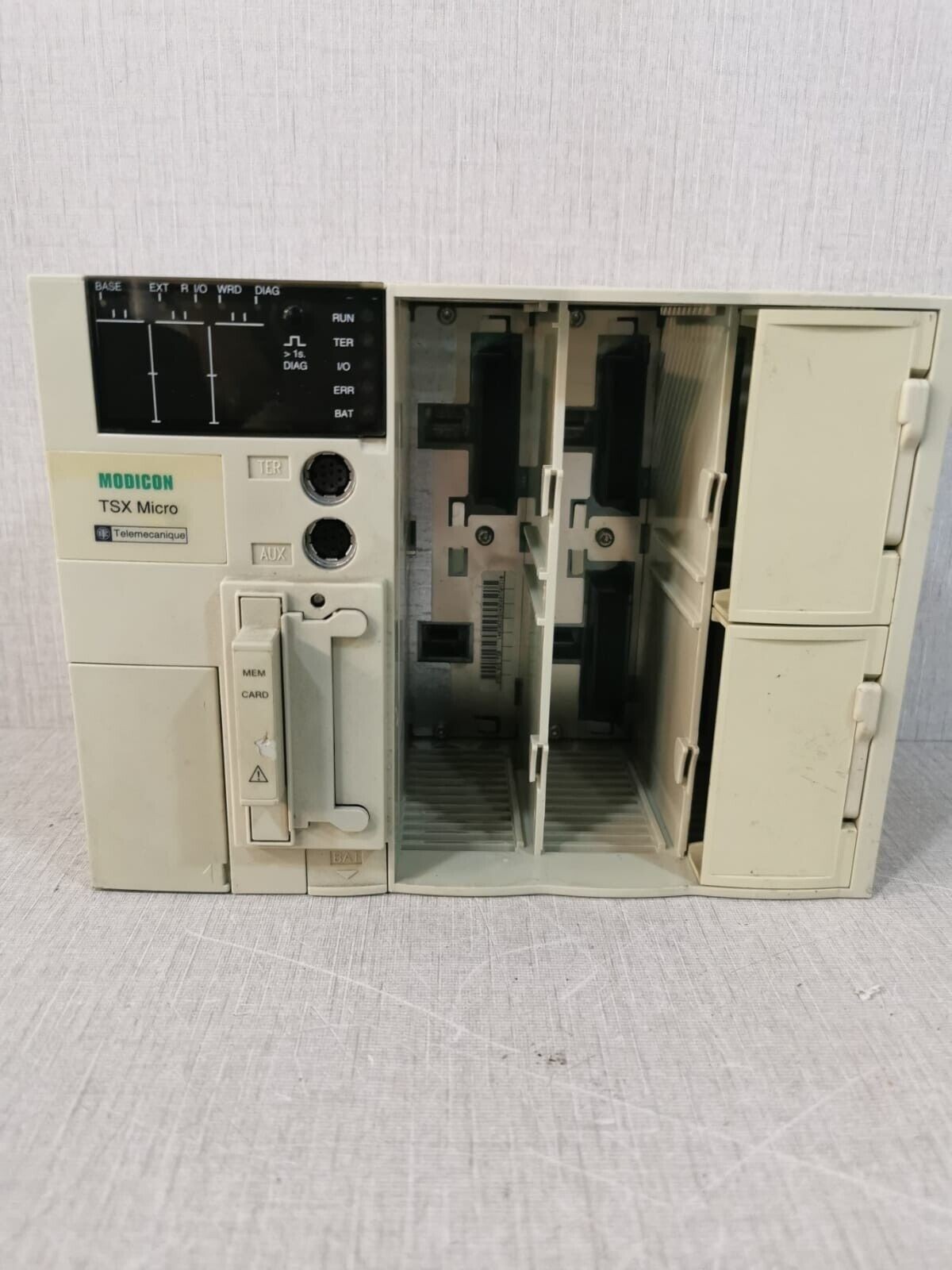 Schneider Electric TSX3721001 / TSXDMZ28DTK / TSXDMZ64DTK Schneider Electric TSX3721001 / TSXDMZ28DTK / TSXDMZ64DTK 4