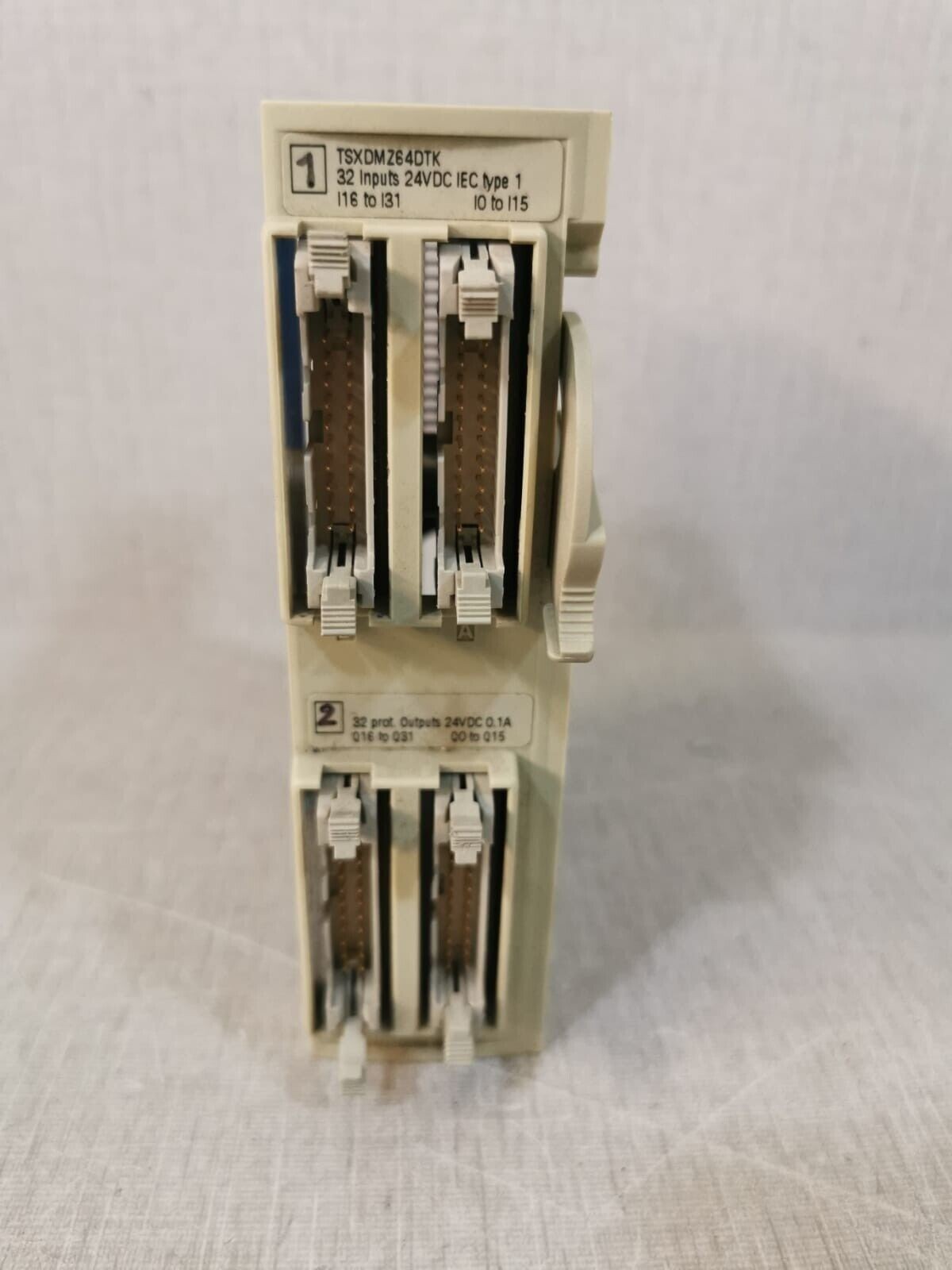Schneider Electric TSX3721001 / TSXDMZ28DTK / TSXDMZ64DTK Schneider Electric TSX3721001 / TSXDMZ28DTK / TSXDMZ64DTK 10