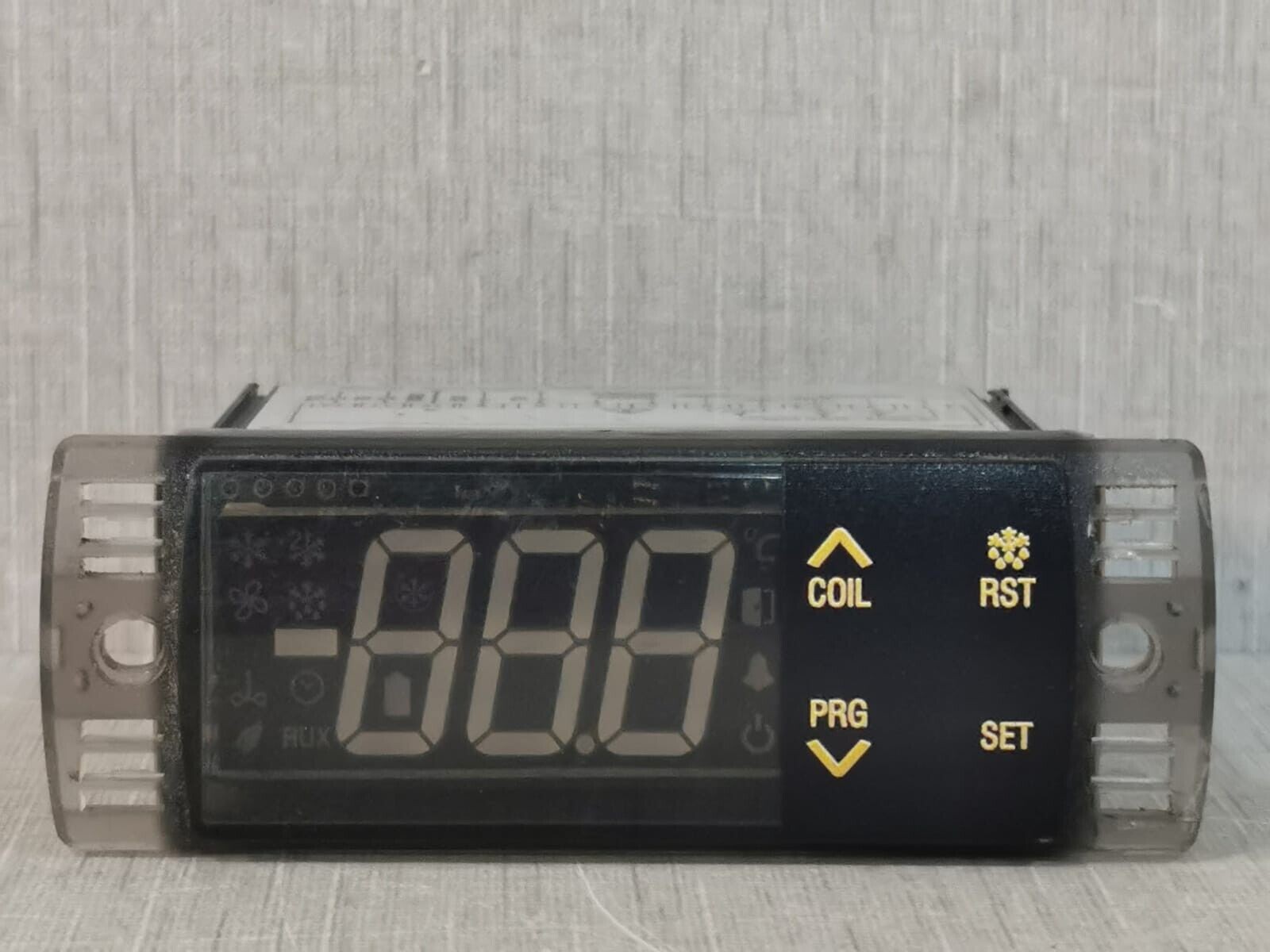 SZ-7524T-REAAB SZ-7524T-REAAB DIGITAL CONTROLLER 1