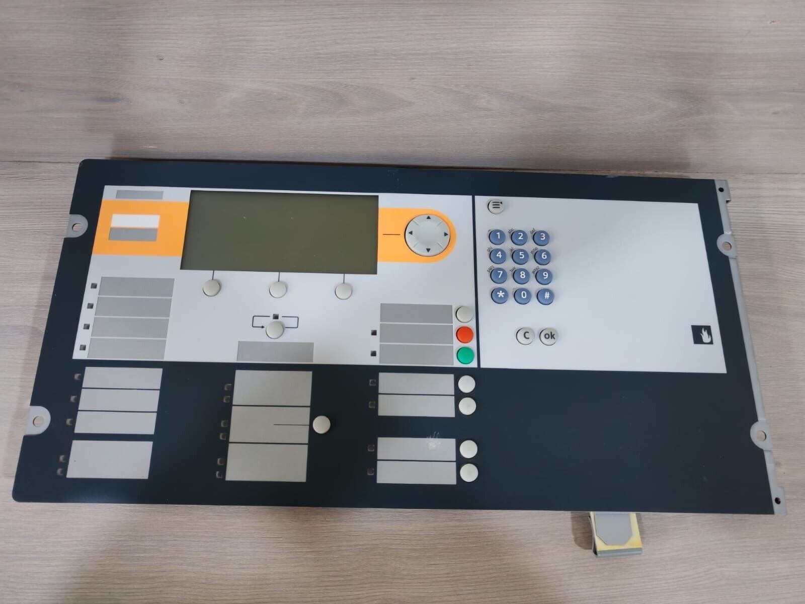 Siemens A5Q00018923-R SIEMENS FCM7201-Z3 FIRE CONTROL PANEL A5Q00018923-R 1