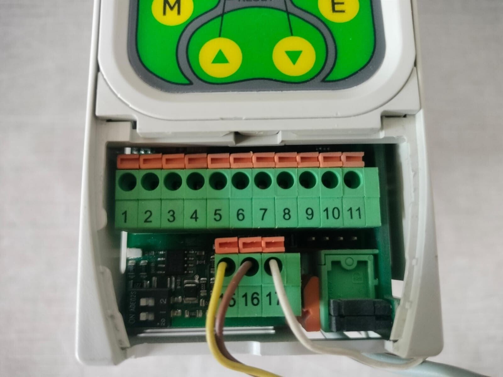 TDE MACNO 5DSAF011B2M010B01V (A2M 011 XYA) TDE MACNO 5DSAF011B2M010B01V (A2M 011 XYA) -TRIED & TESTED 3