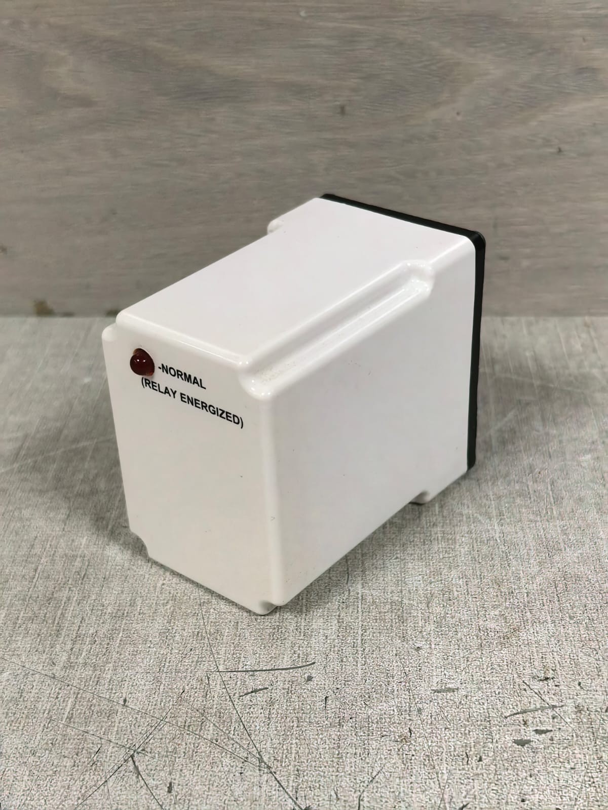 Cutler-Hammer D65VMC480 EATON CUTLER HAMMER D65VMC480 PHASE MONITOR RELAY 208-480VAC 2