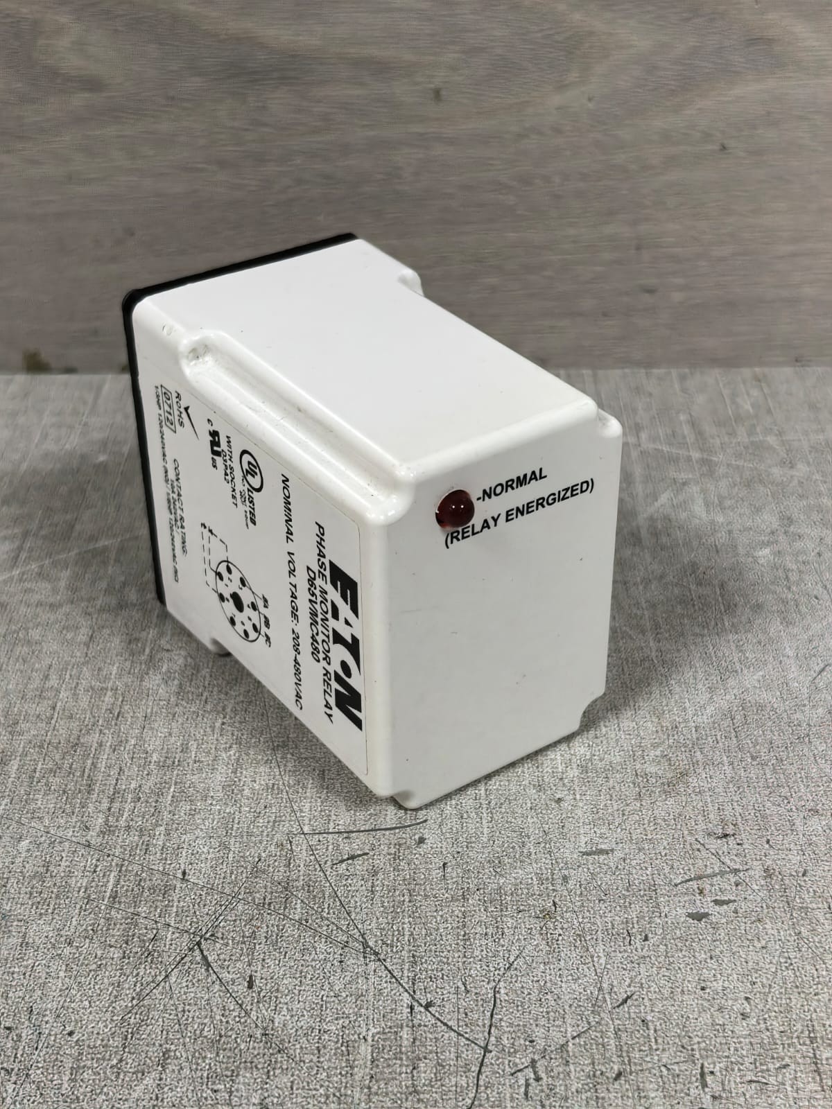 Cutler-Hammer D65VMC480 EATON CUTLER HAMMER D65VMC480 PHASE MONITOR RELAY 208-480VAC 3