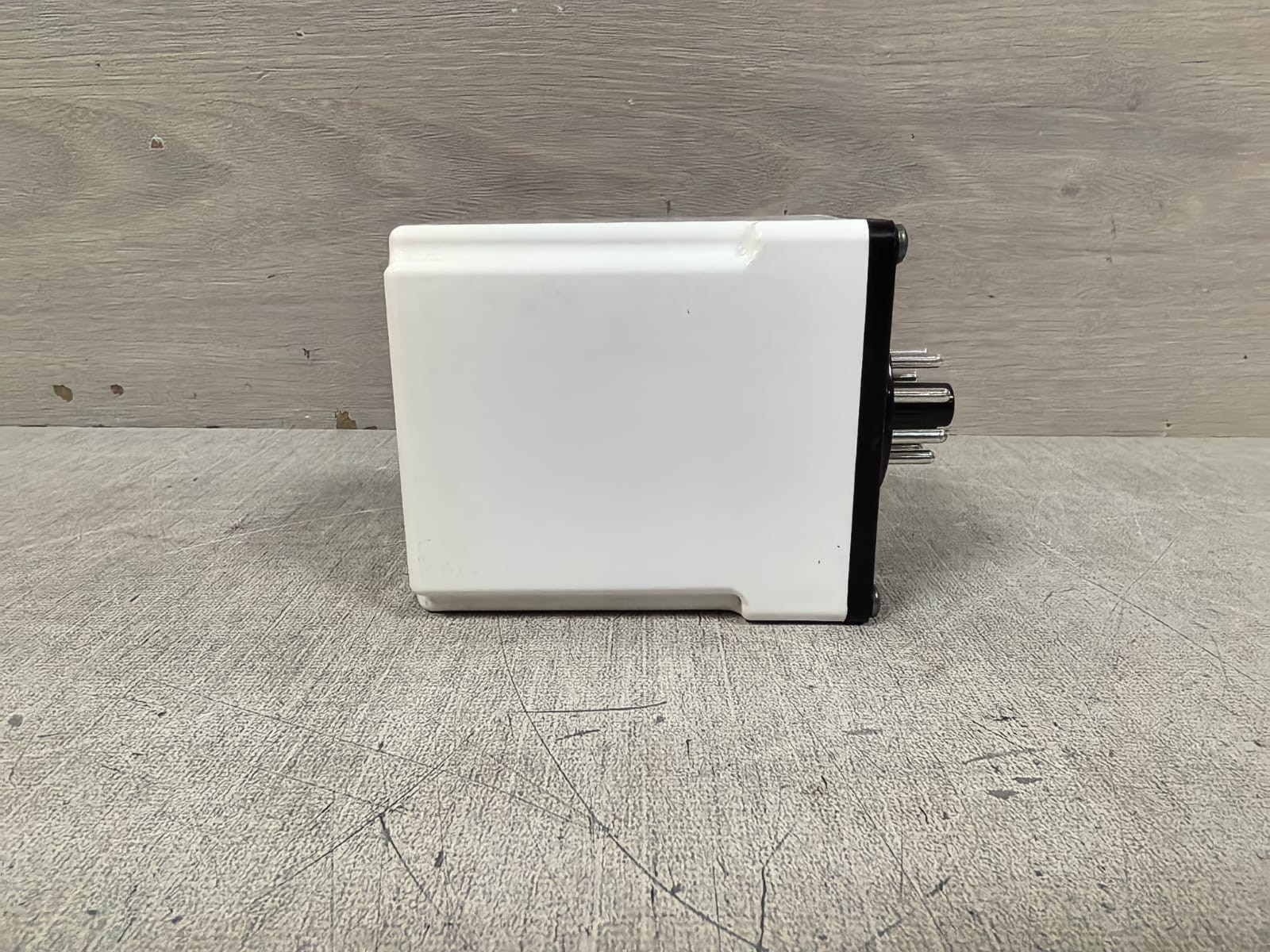 Cutler-Hammer D65VMC480 EATON CUTLER HAMMER D65VMC480 PHASE MONITOR RELAY 208-480VAC 6