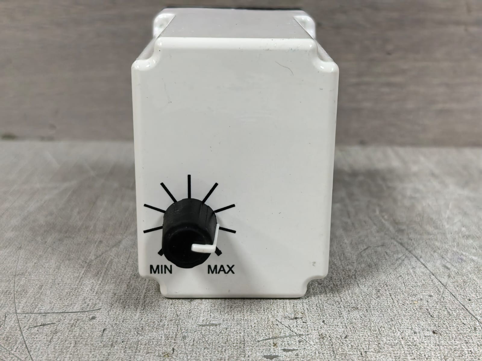 Eaton TMR5N05120 EATON TMR5N05120 ON TIME DELAY RELAY 120VAC/DC 1