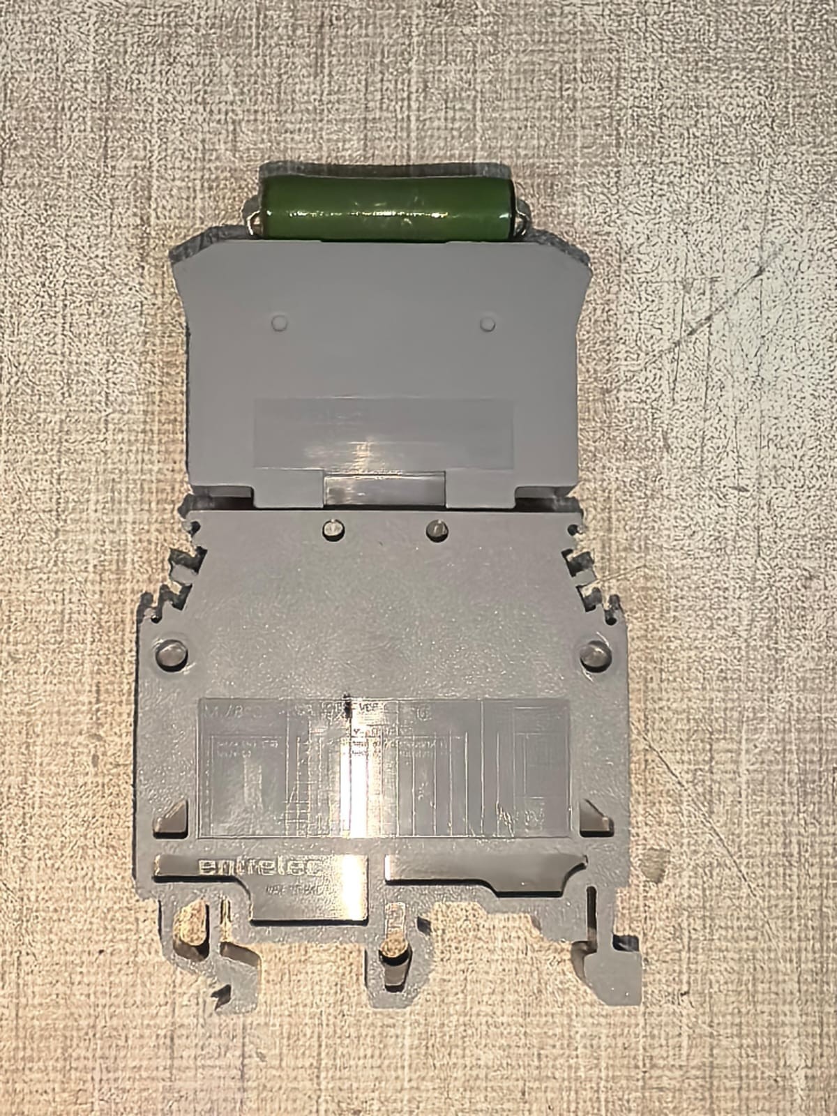 Entrelec M/8-S ENTRELEC M/8-S DIN-RAIL DISCONNECTION TERMINAL BLOCK W/ RESISTOR 10