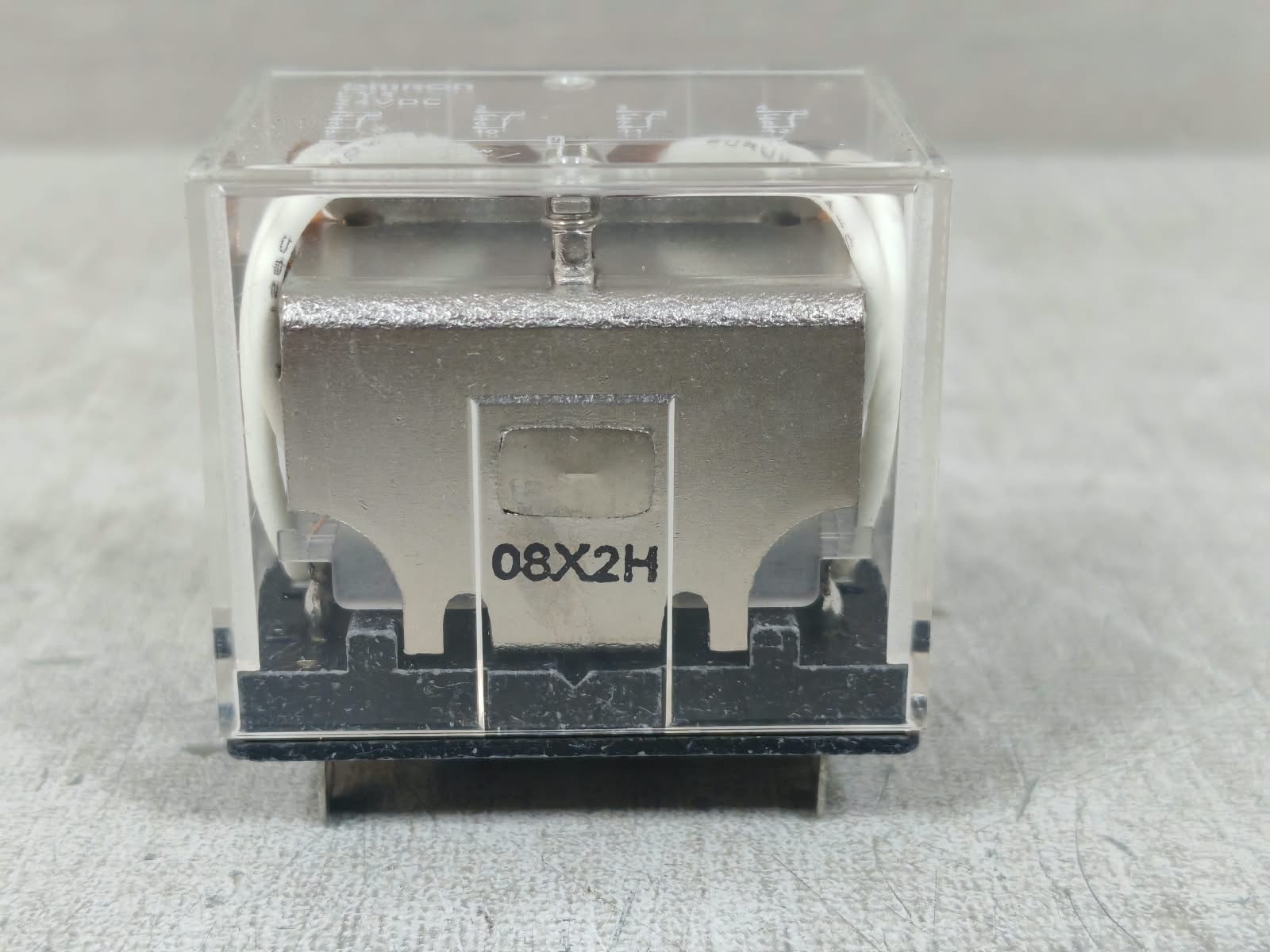 Omron LY4 OMRON LY4 GENERAL PURPOSE RELAY 24VDC 4