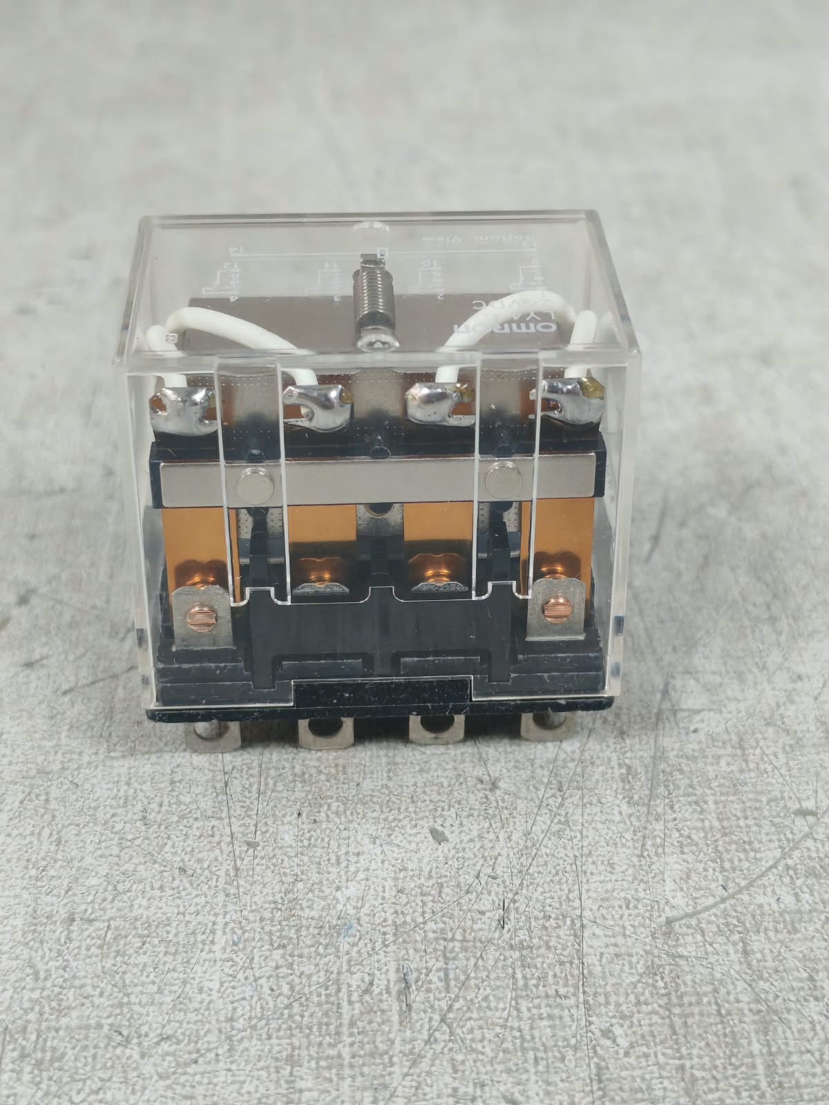 Omron LY4 OMRON LY4 GENERAL PURPOSE RELAY 24VDC 8