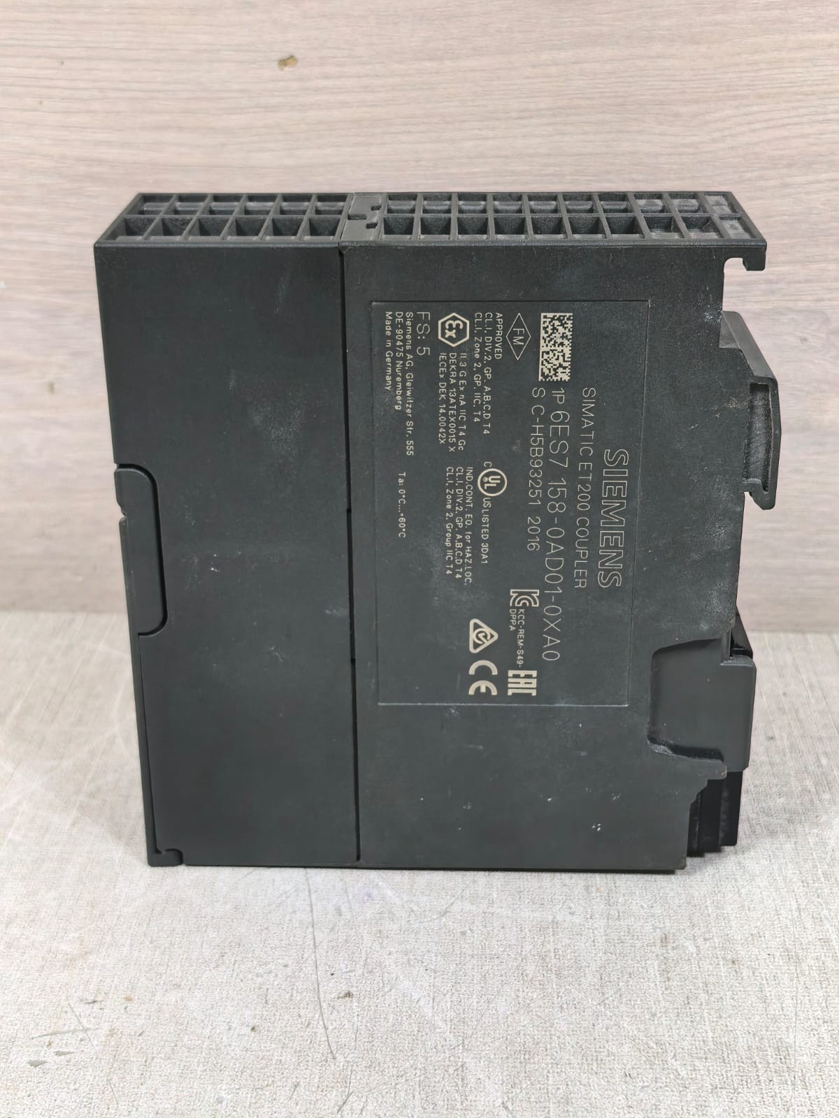 Siemens 6ES7 158-0AD01-0XA0 FS:5 SIEMENS SIMATIC ET200 6ES7 158-0AD01-0XA0 FS:5 DP/DP COUPLER 9
