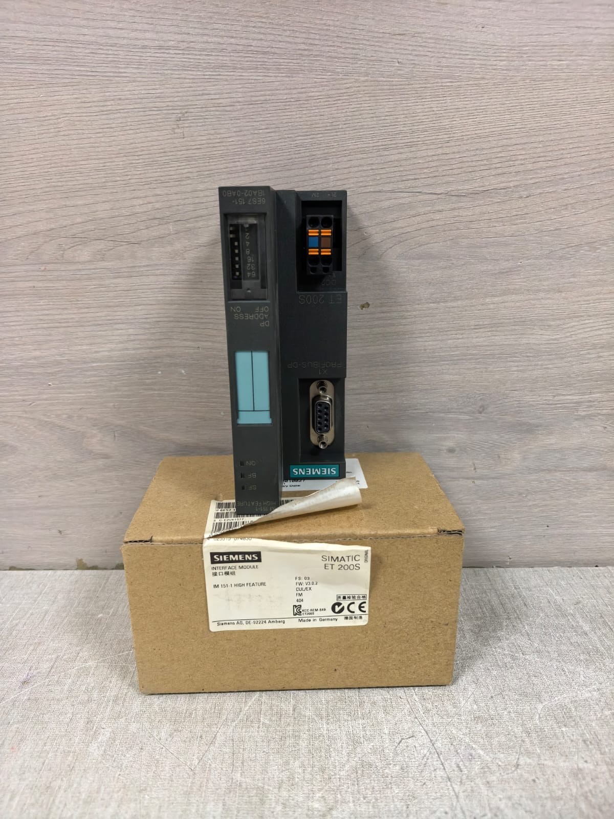 Siemens 6ES7 151-1BA02-0AB0 SIEMENS SIMATIC S7 ET200S 6ES7 151-1BA02-0AB0 INTERFACE MODULE 1