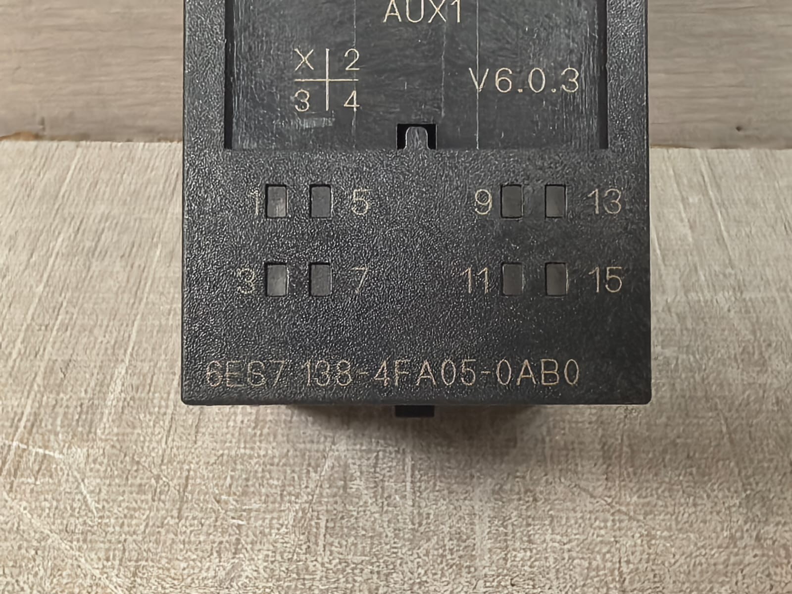 Siemens 6ES7 138-4FA05-0AB0 SIEMENS SIMATIC ET 200S 6ES7 138-4FA05-0AB0 DIGITAL INPUT 4