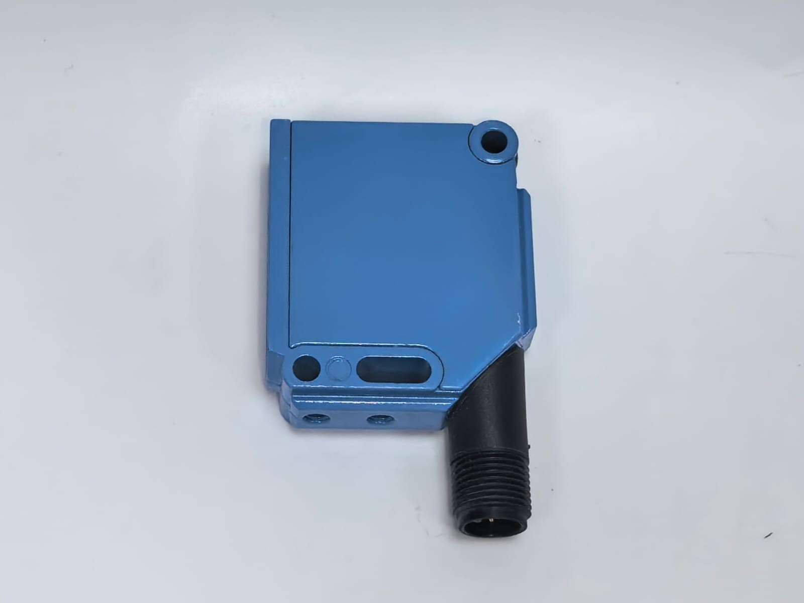 SICK WL12-3P2431 SICK WL12-3P2431 PHOTOELECTRIC SENSOR PCS 8