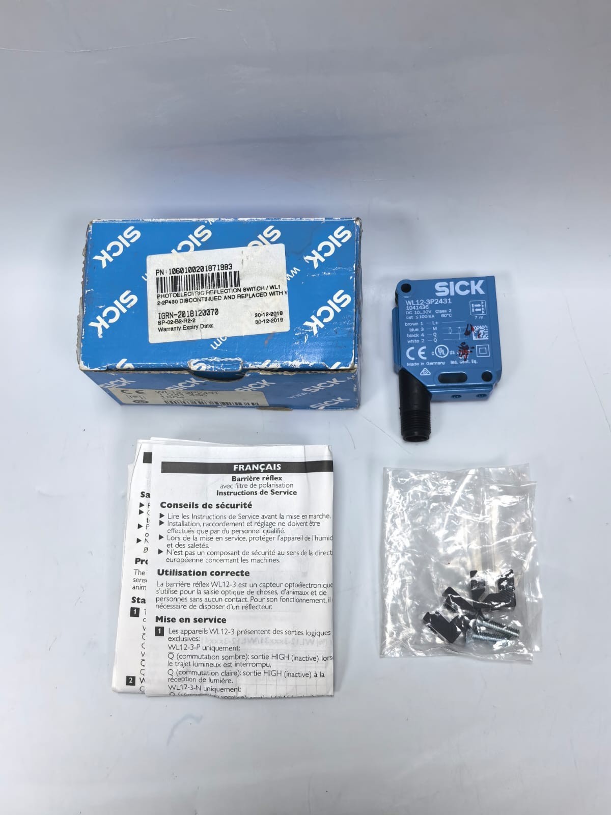 SICK WL12-3P2431 SICK WL12-3P2431 PHOTOELECTRIC SENSOR PCS 1