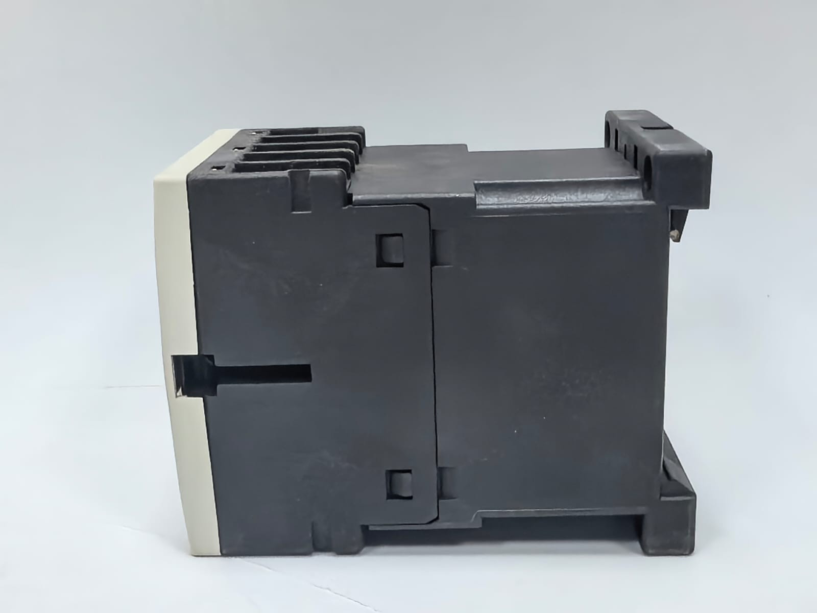 Siemens 3RH1131-1BF40 SIEMENS 3RH1131-1BF40 CONTACTOR RELAY 6