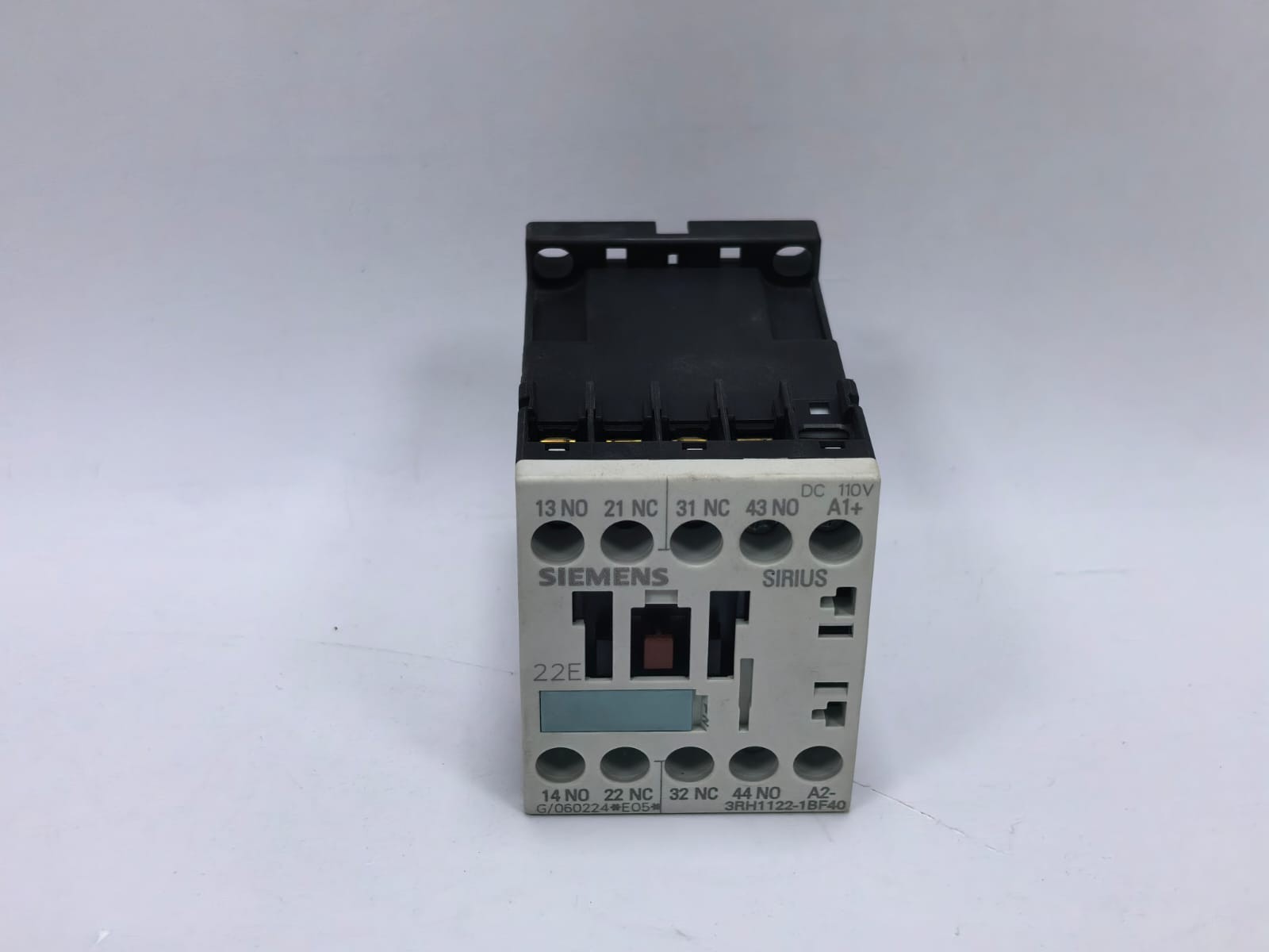Siemens 3RH1122-1BF40 SIEMENS 3RH1122-1BF40 CONTACTOR RELAY PCS 3
